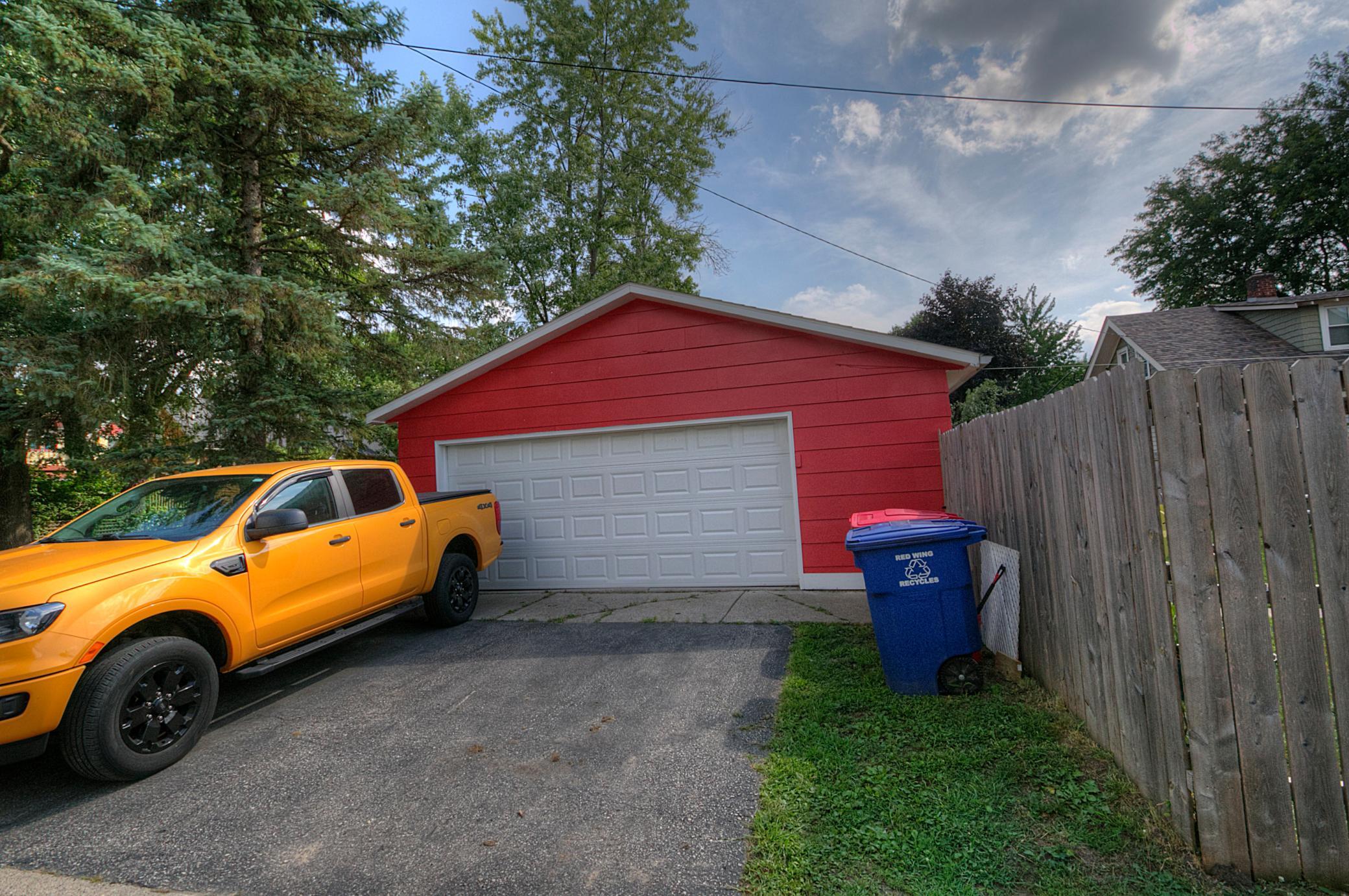 519 Buchanan Street Property Photo 33