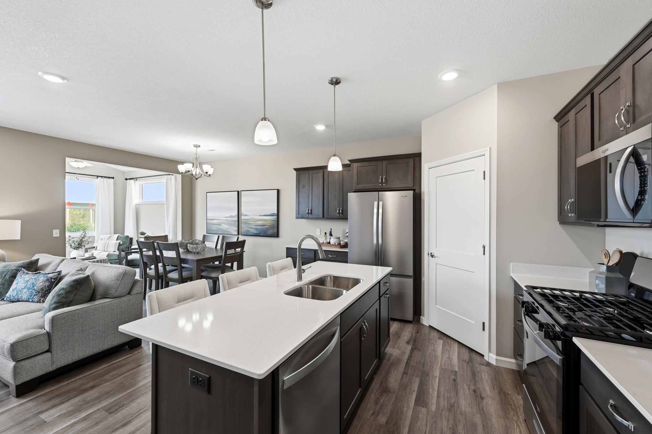 827 Aster Avenue Property Photo 10