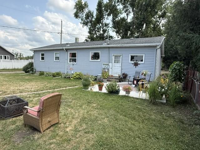 421 Ne 4th Street Ne Property Photo 4