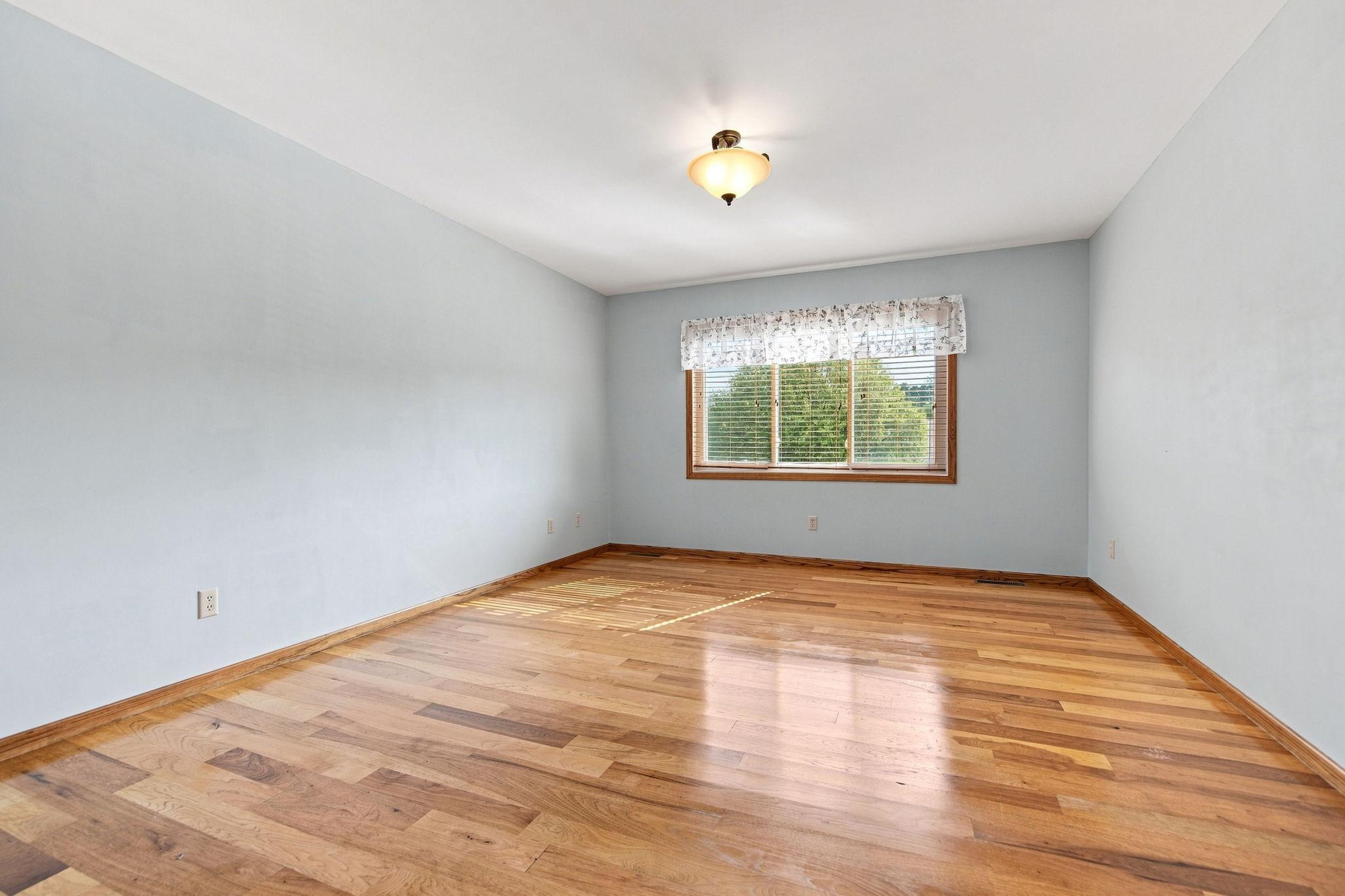 2610 Hydram Avenue N Property Photo 22