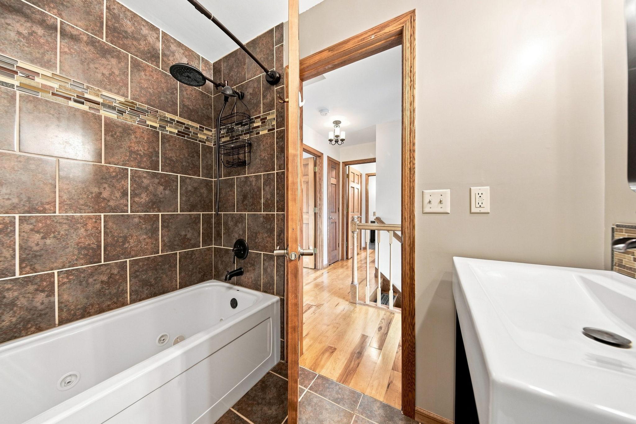 2610 Hydram Avenue N Property Photo 27