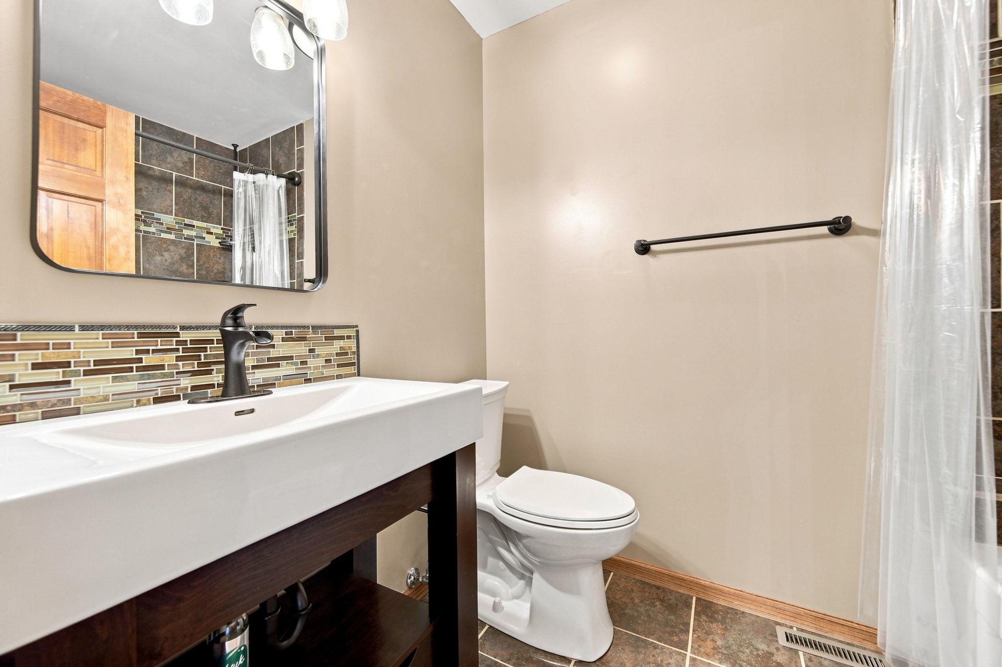 2610 Hydram Avenue N Property Photo 28