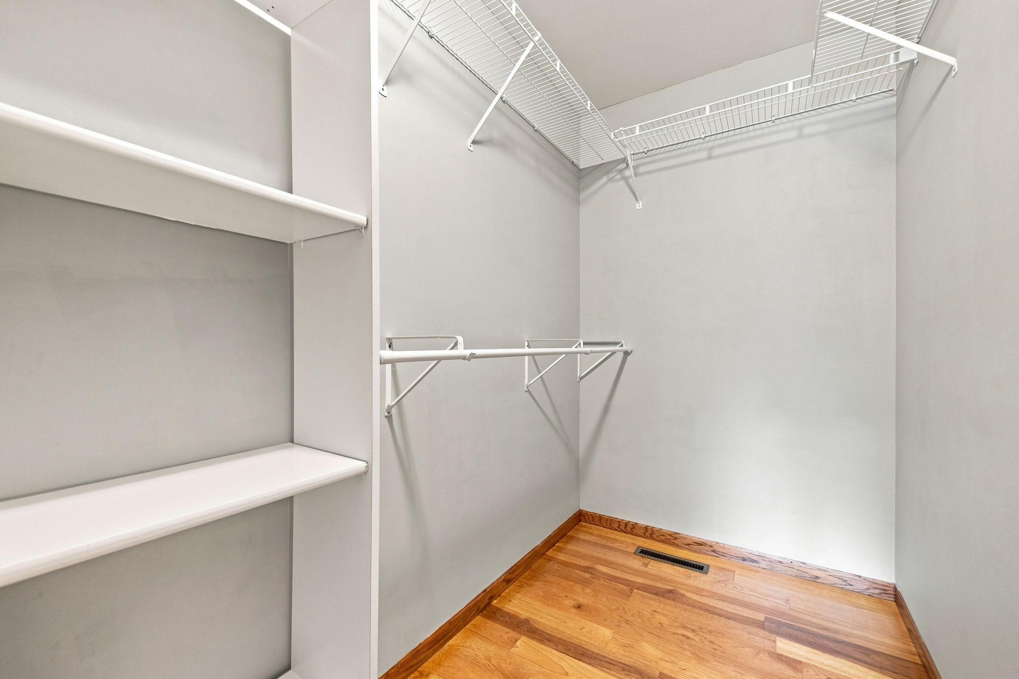2610 Hydram Avenue N Property Photo 30