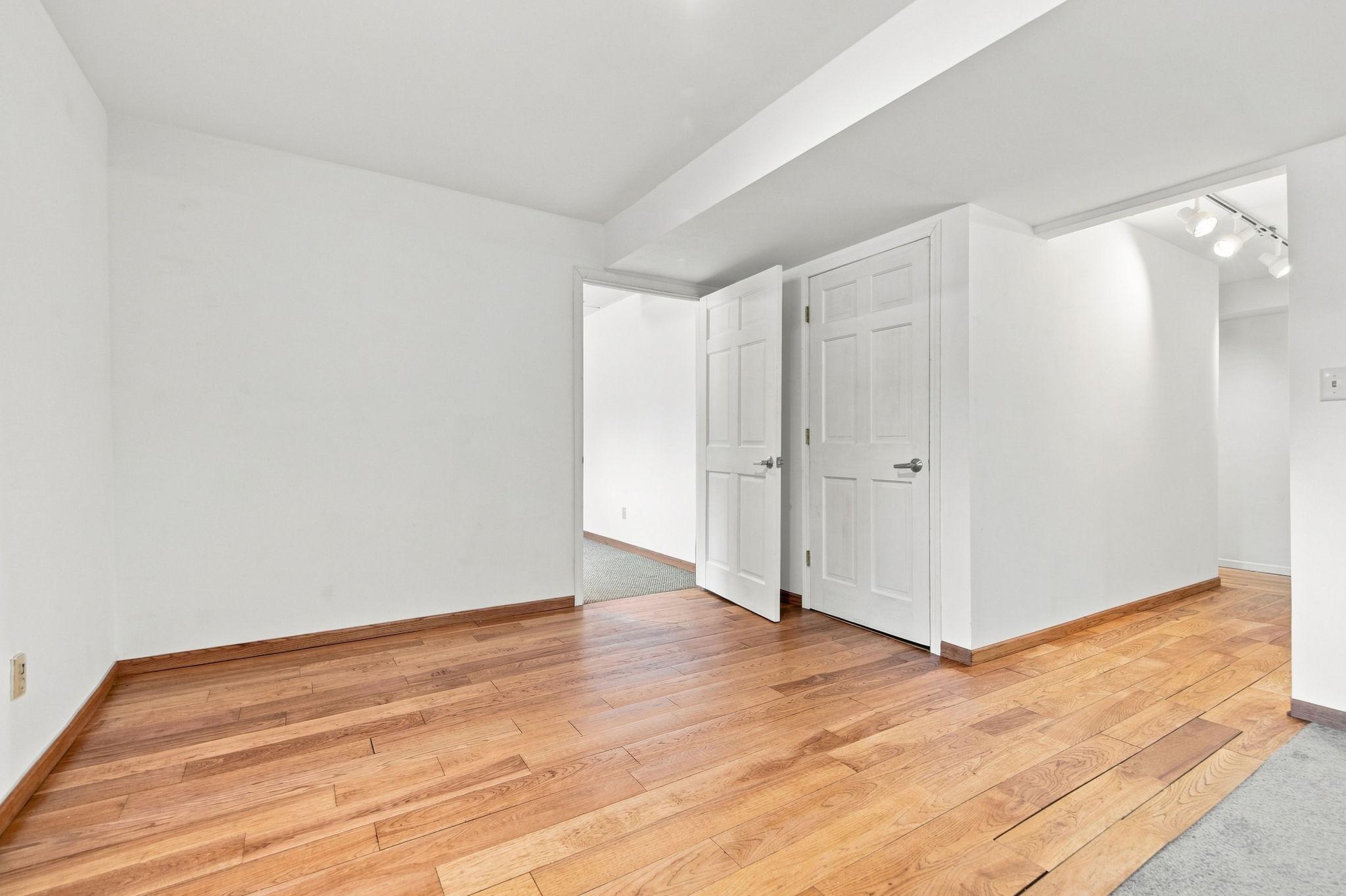 2610 Hydram Avenue N Property Photo 31