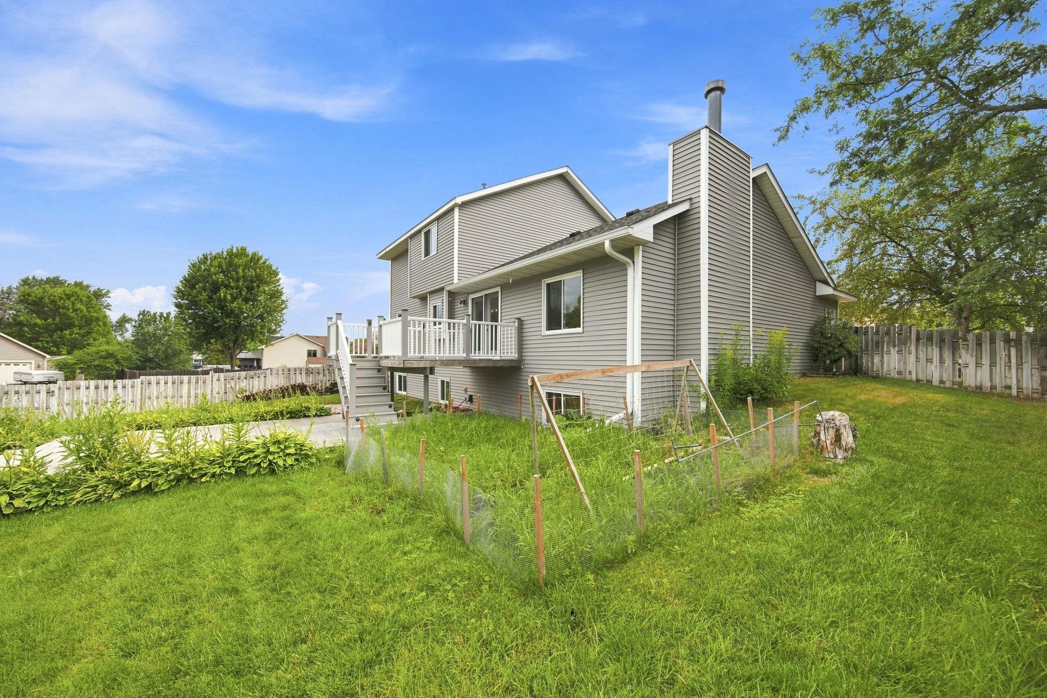 2610 Hydram Avenue N Property Photo 39
