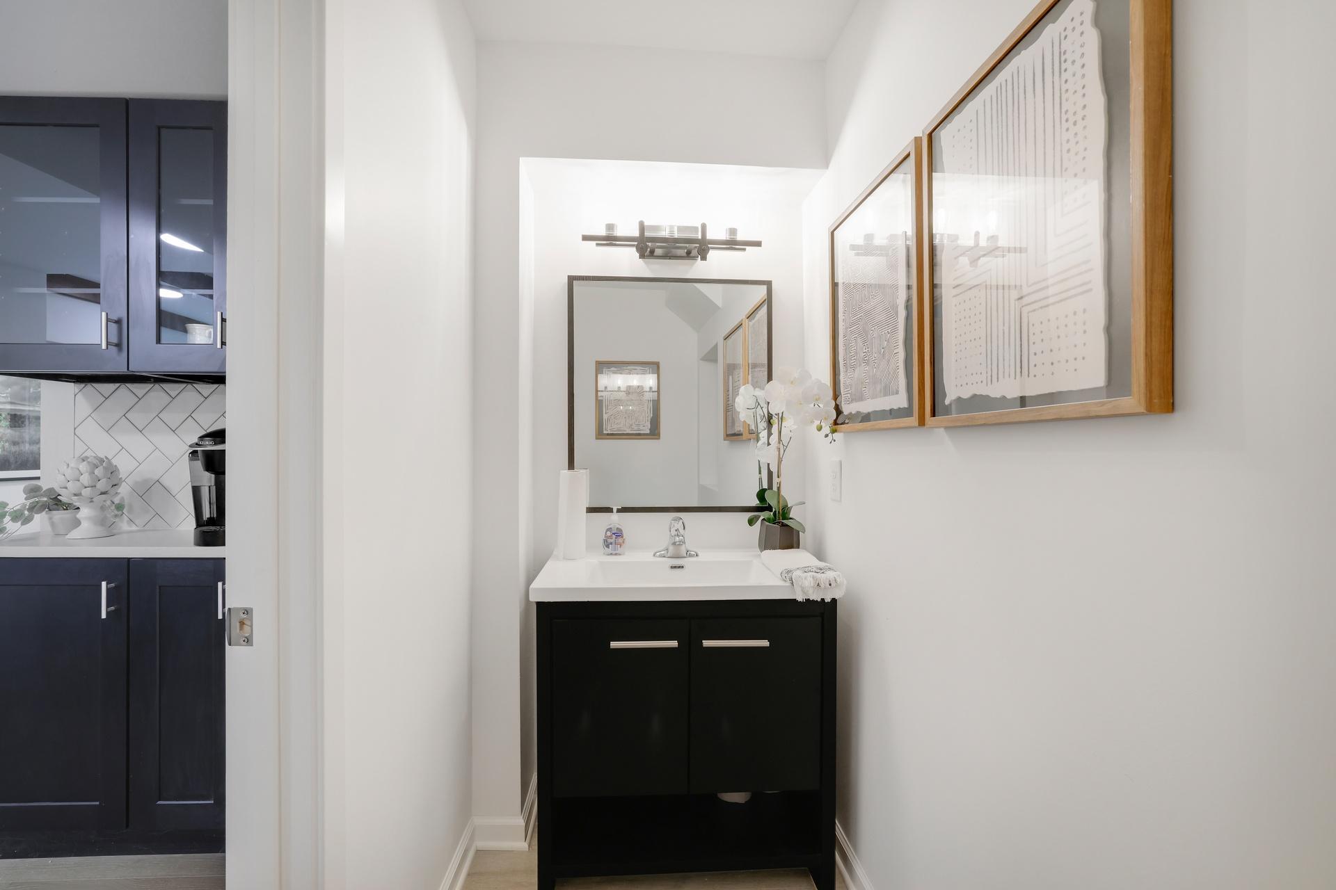 5111 Colonial Drive Property Photo 11