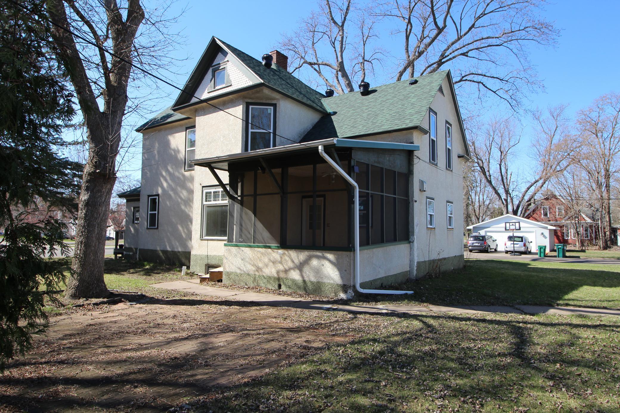 220 S Eliot Avenue Property Photo 2