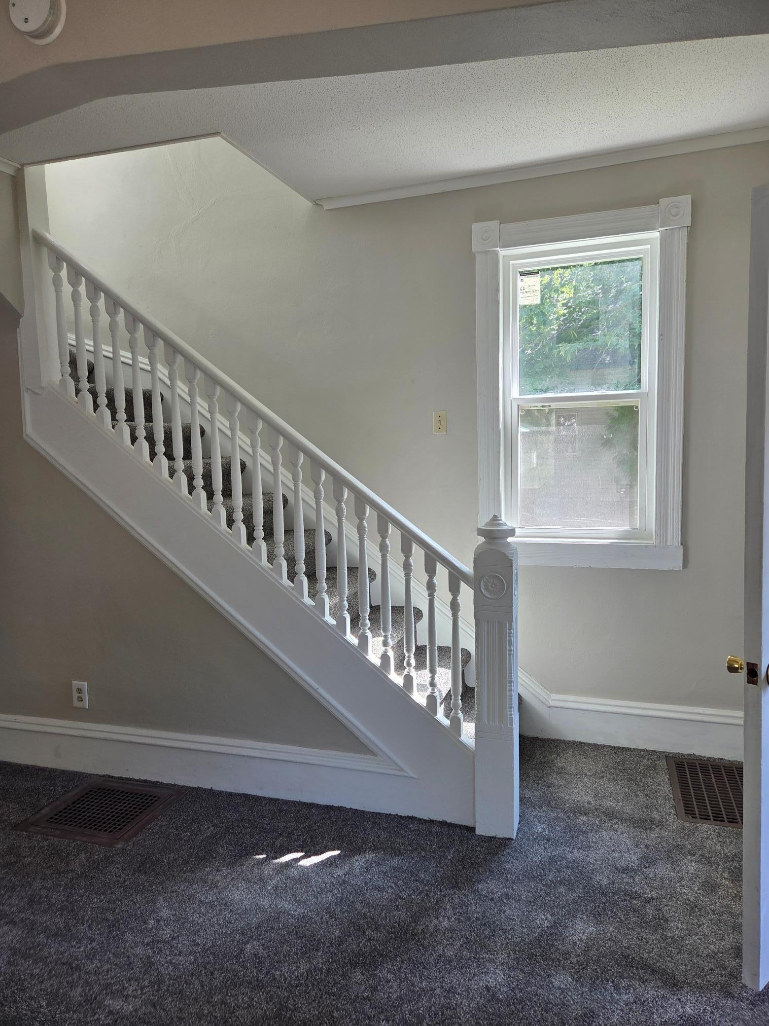 220 S Eliot Avenue Property Photo 3