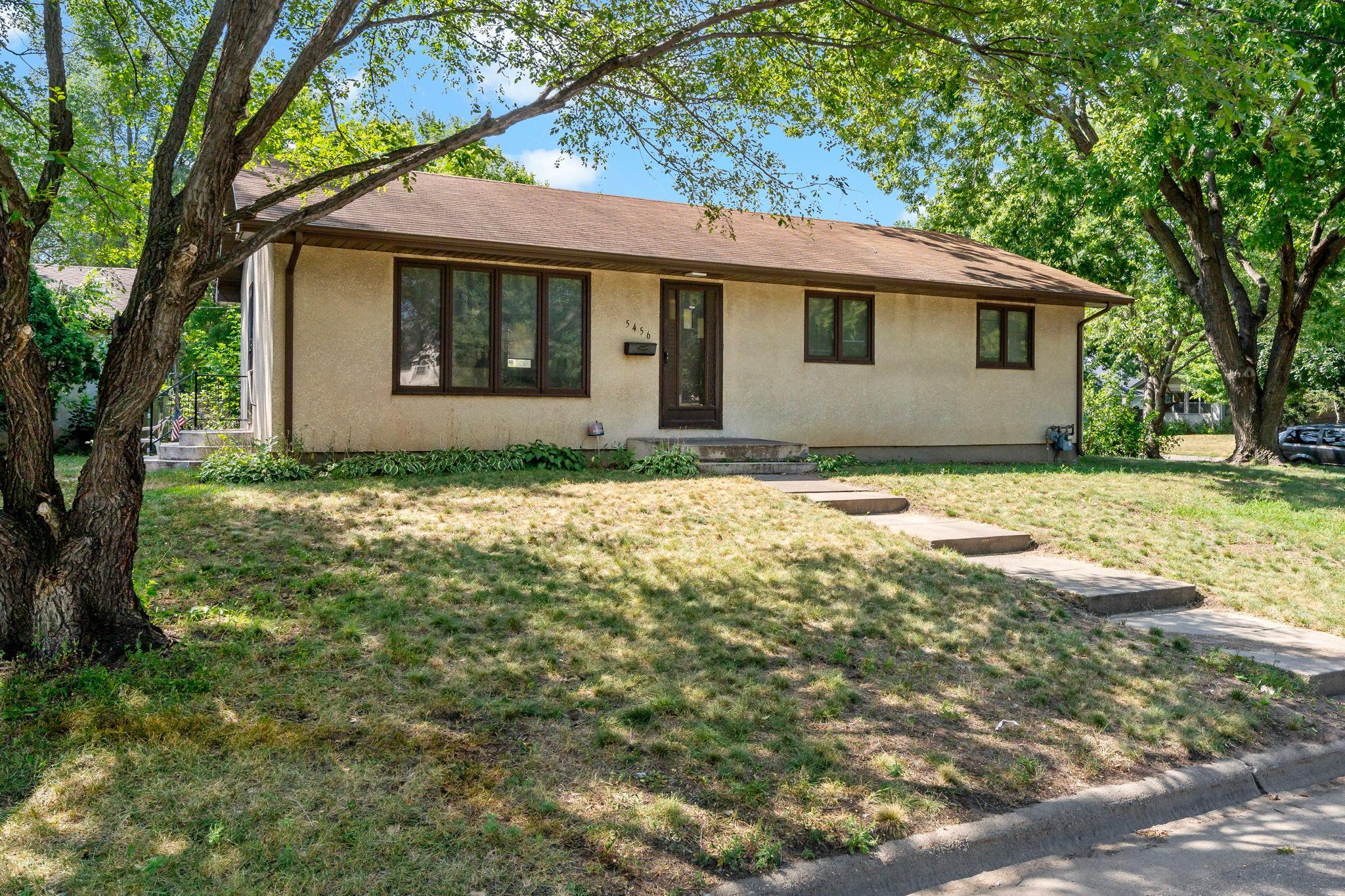 5456 Girard Avenue N Property Photo 31