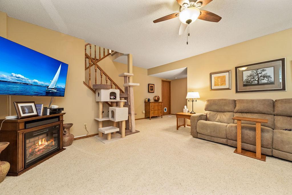 14346 Embassy Way Property Photo 29