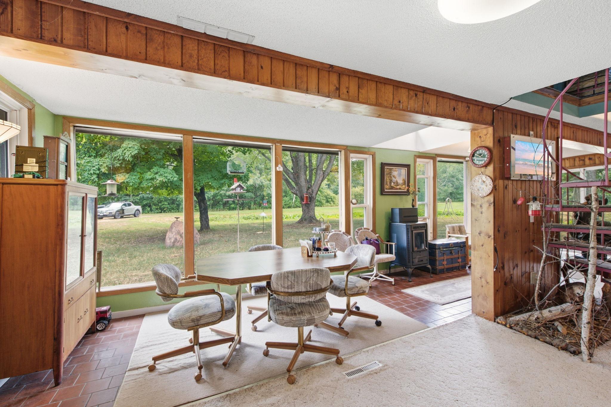 15534 Brunswick Road Property Photo 6