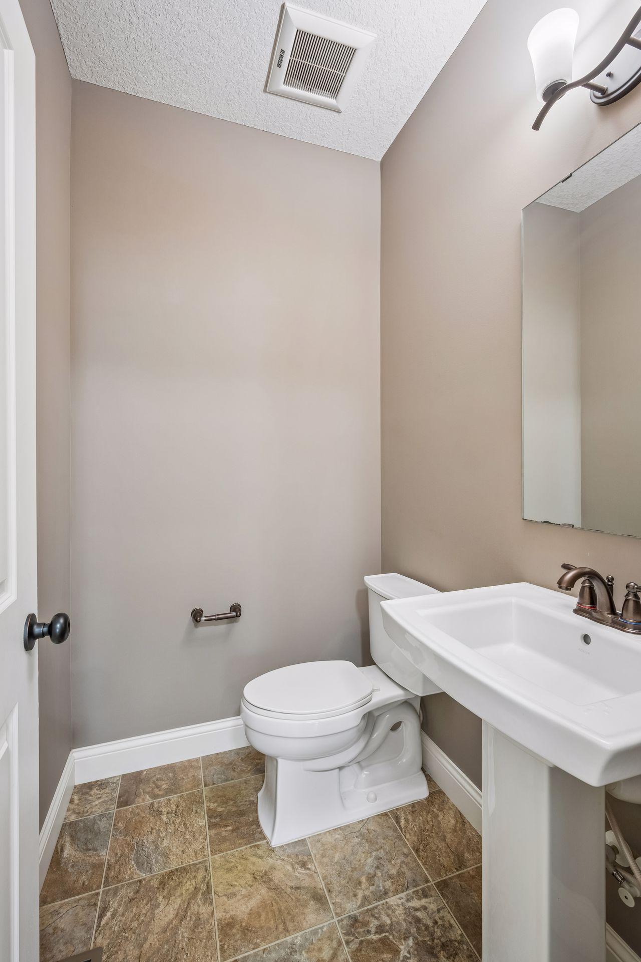 12037 84th Way N Property Photo 19