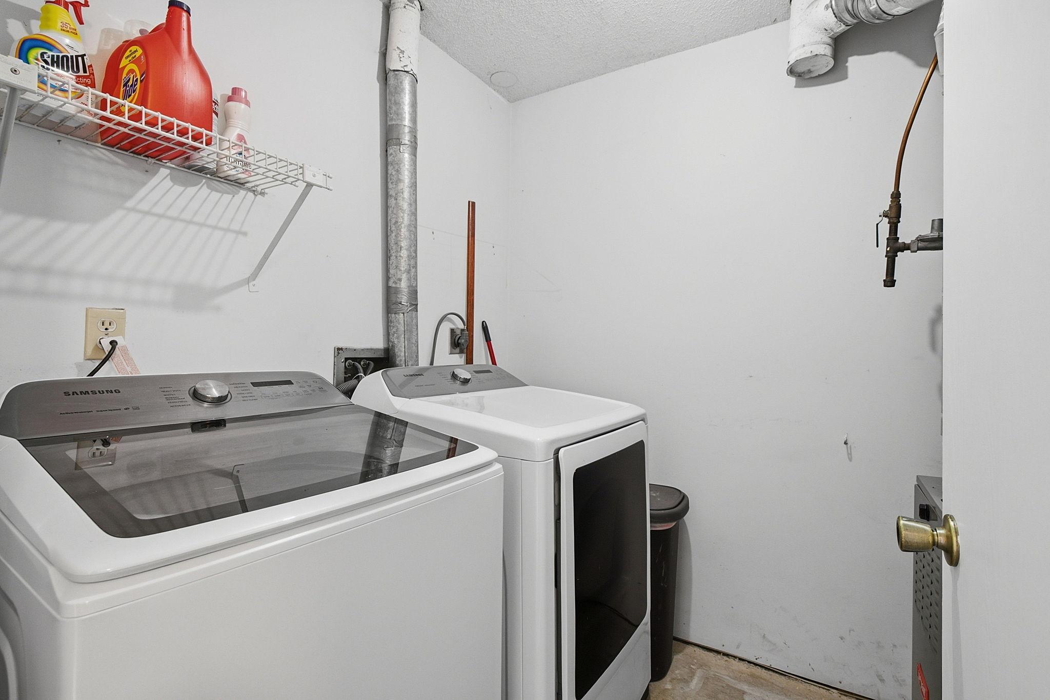 2313 Territorial Road Property Photo 21