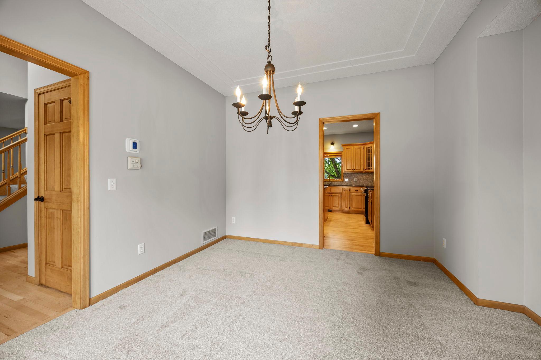 18462 Gladstone Boulevard N Property Photo 10