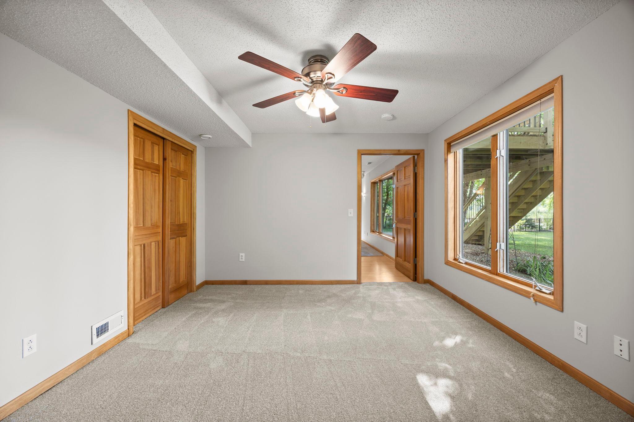 18462 Gladstone Boulevard N Property Photo 50