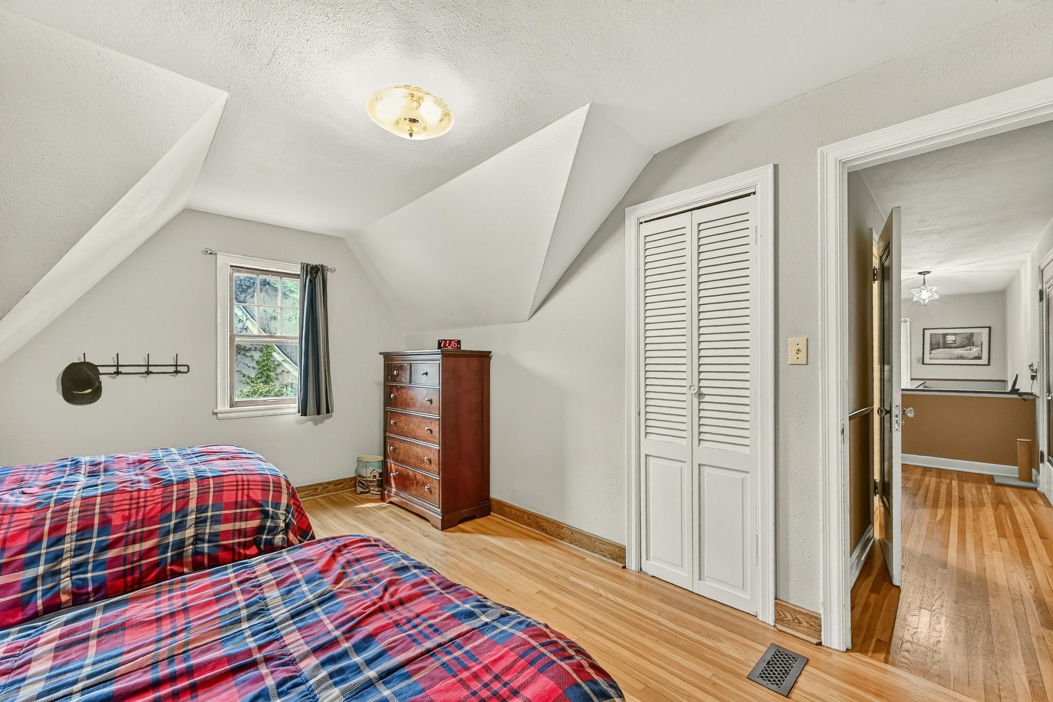 317 15th Avenue Sw Property Photo 27