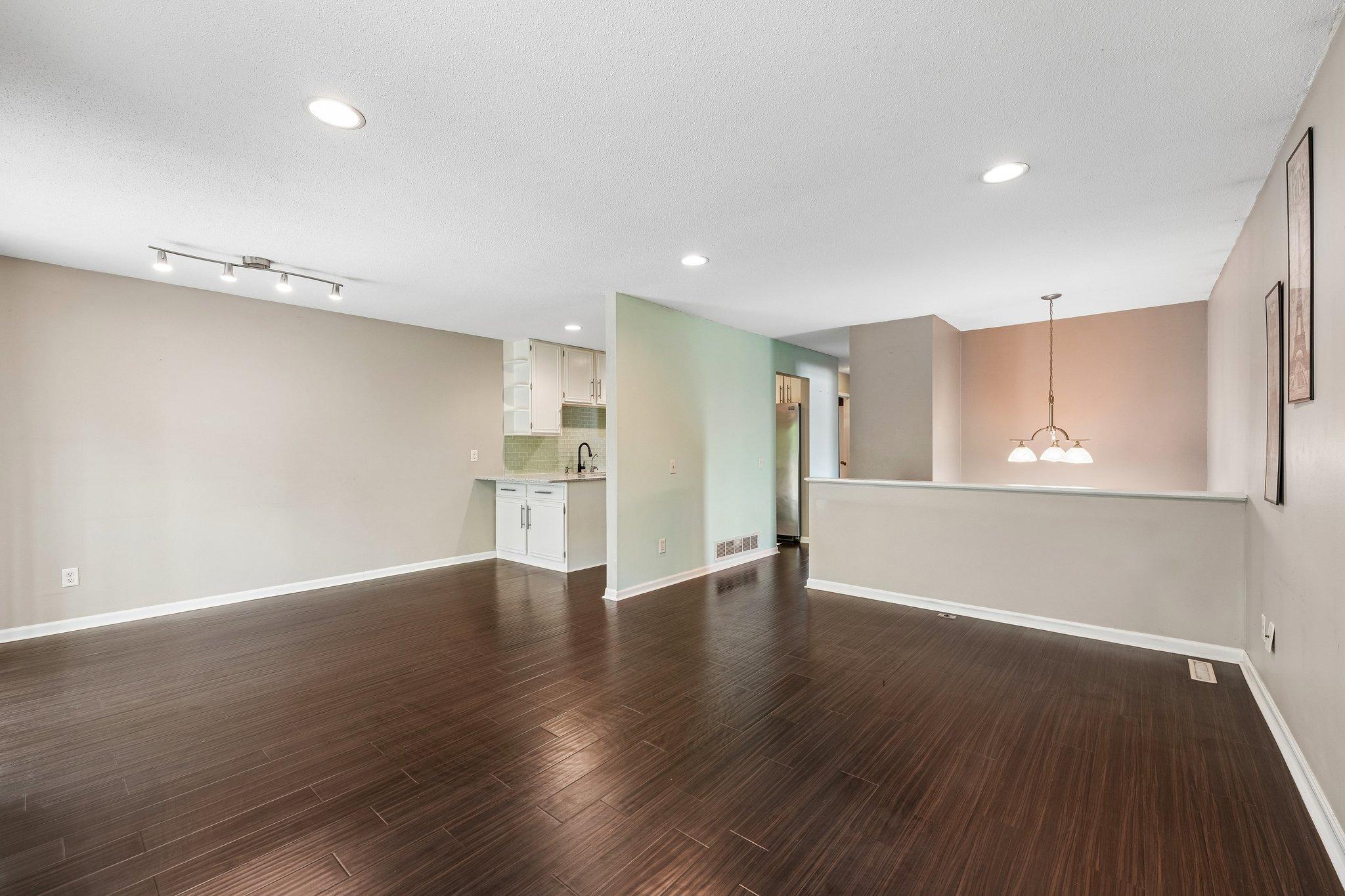 12311 Oak Leaf Court Property Photo 7