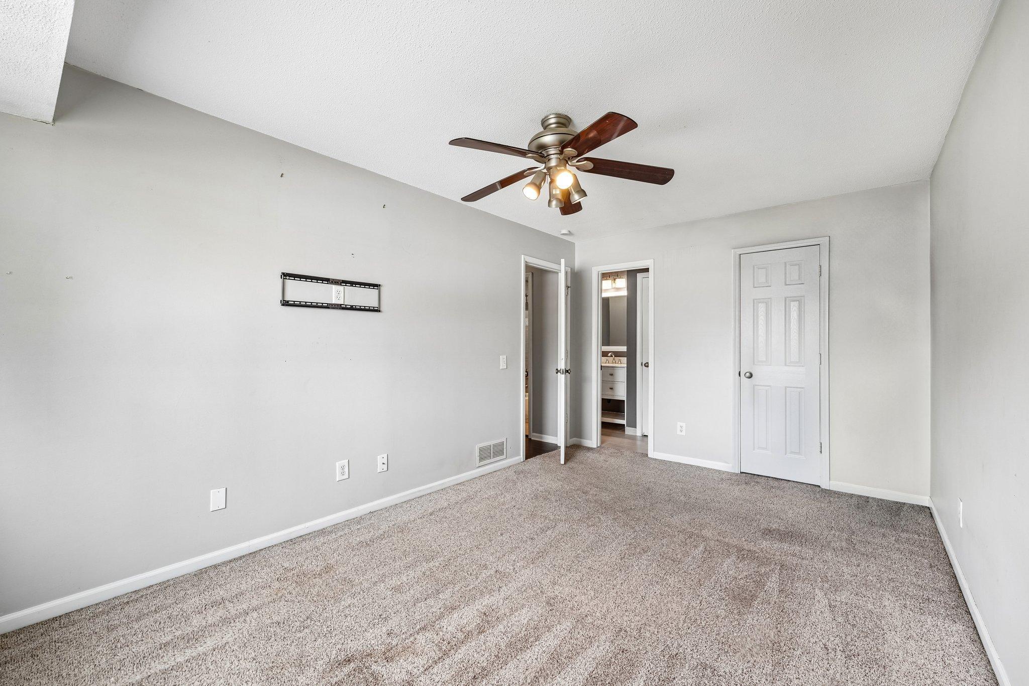 12311 Oak Leaf Court Property Photo 11