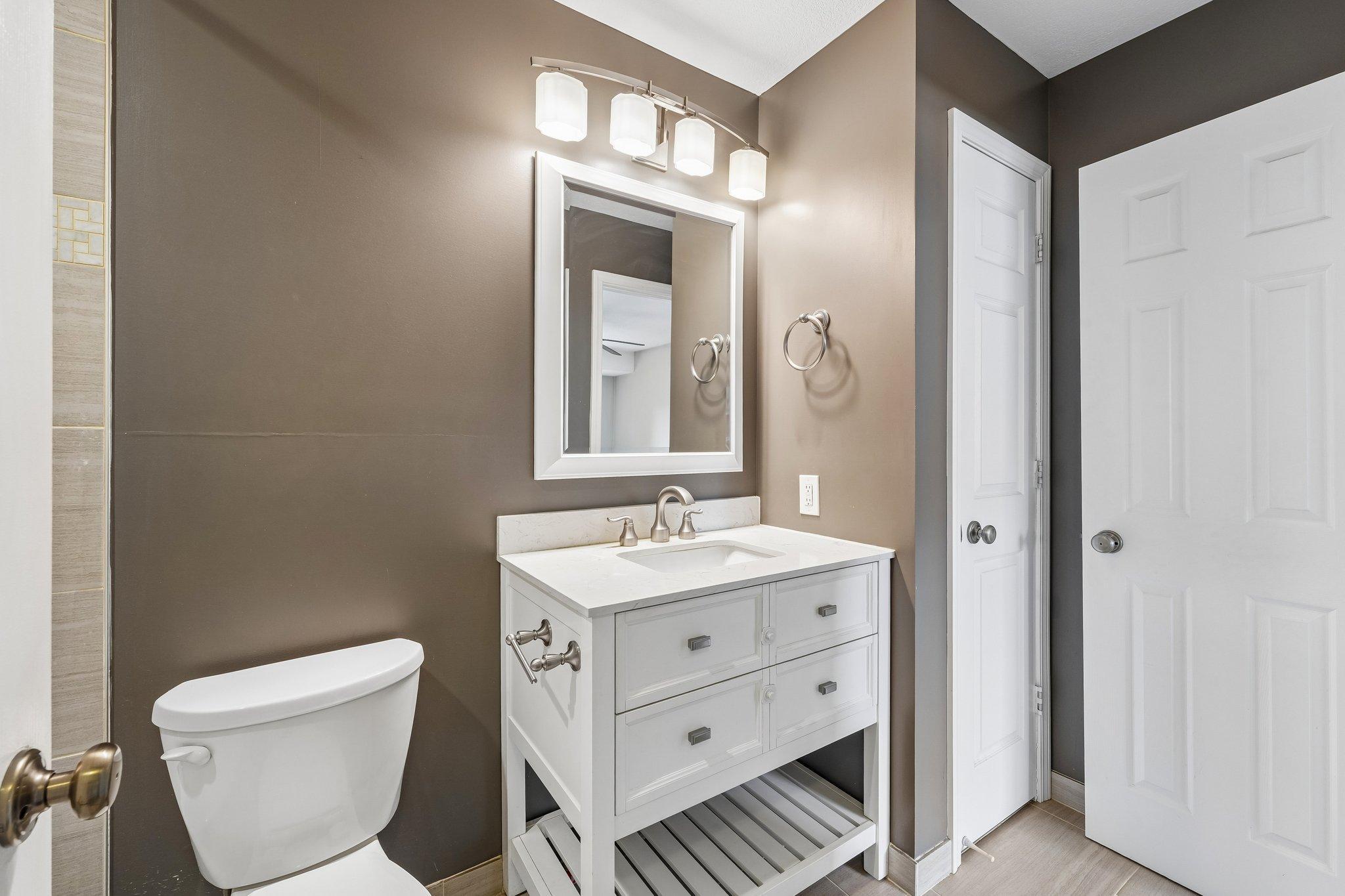 12311 Oak Leaf Court Property Photo 15