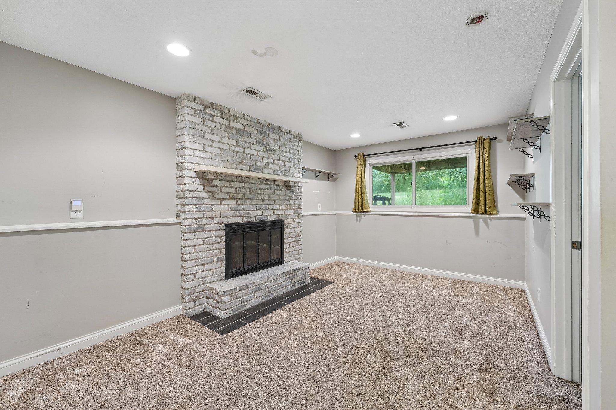 12311 Oak Leaf Court Property Photo 17