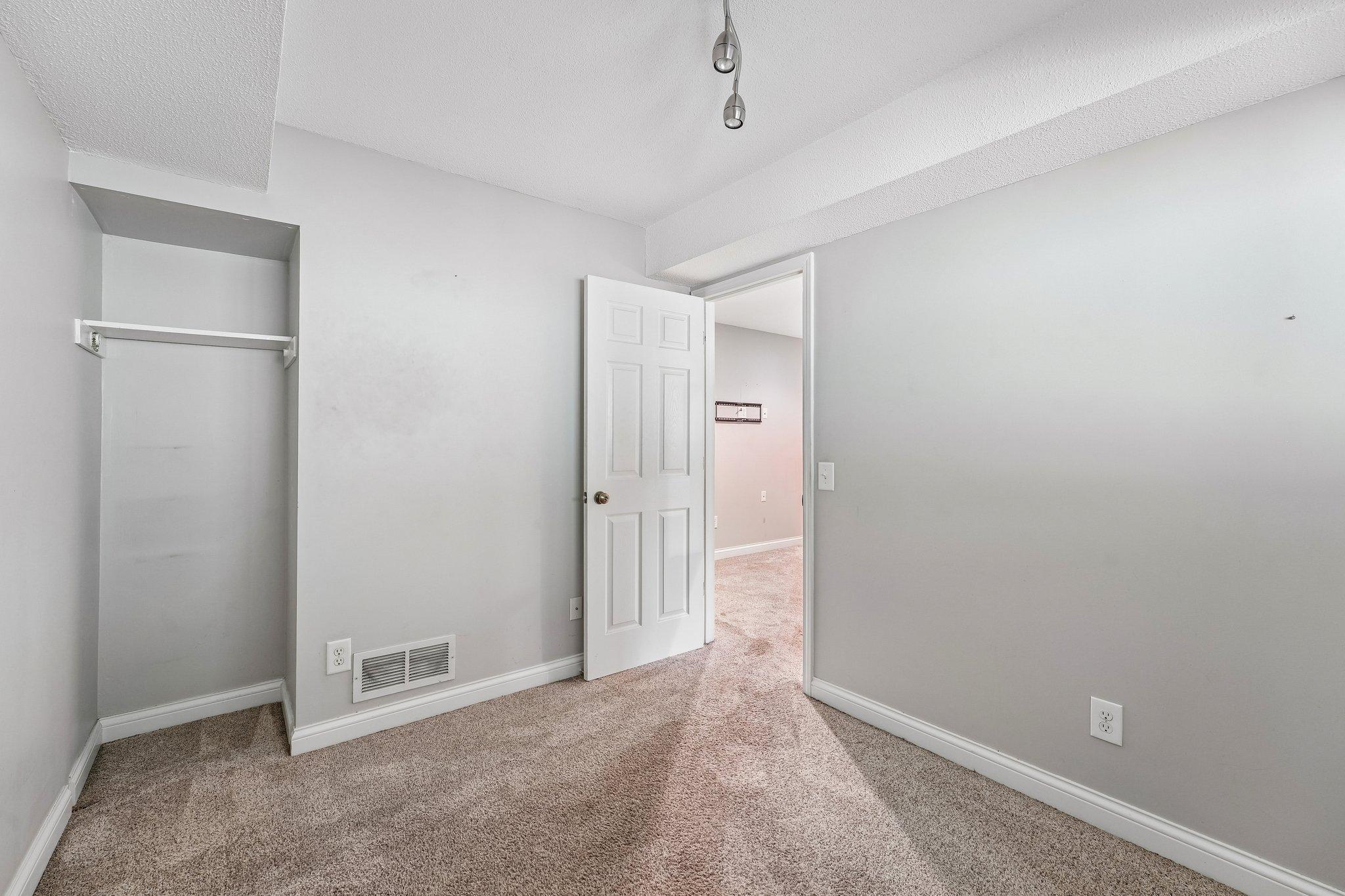 12311 Oak Leaf Court Property Photo 21
