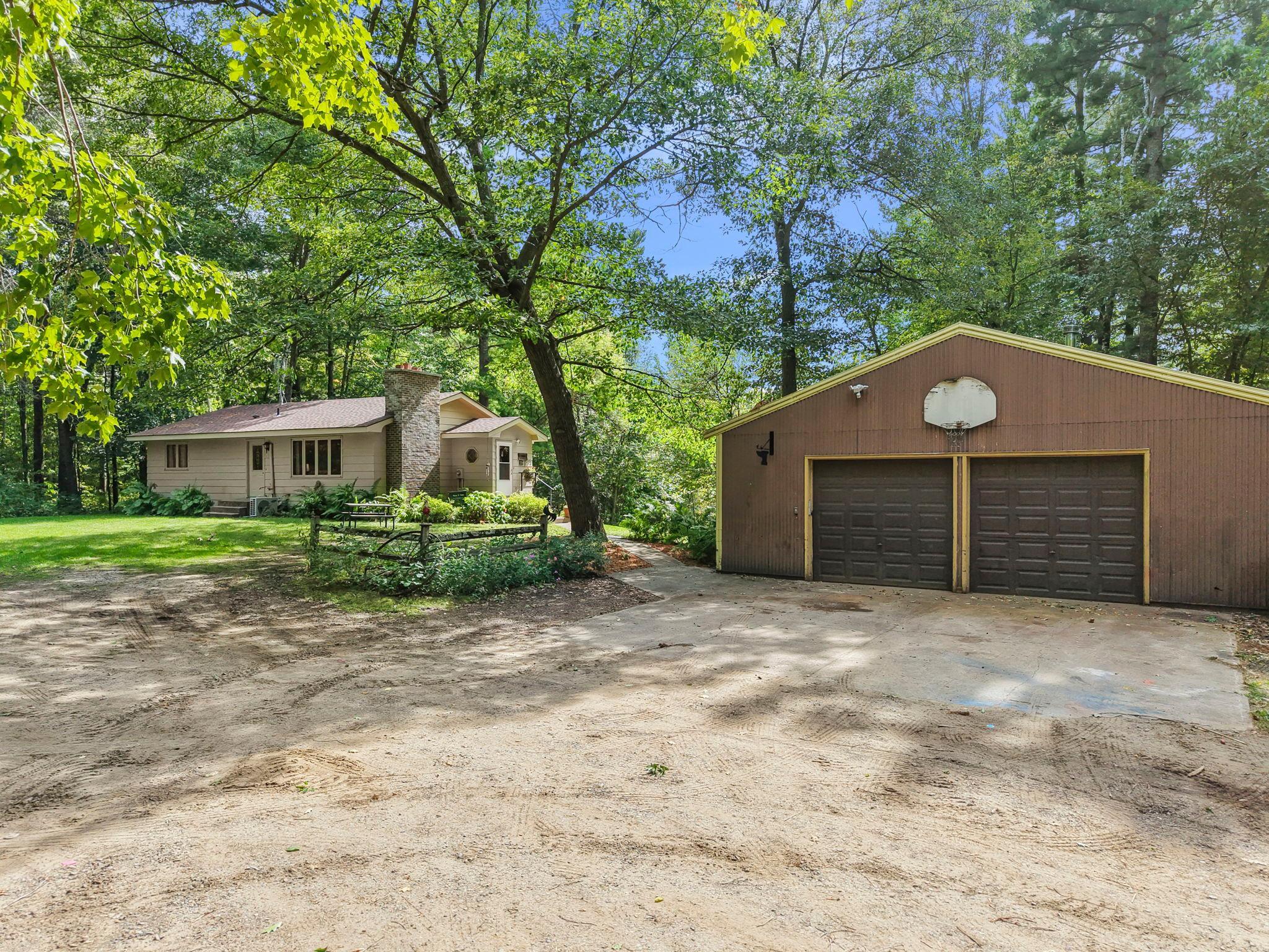 1174 381st Avenue Ne Property Photo 1
