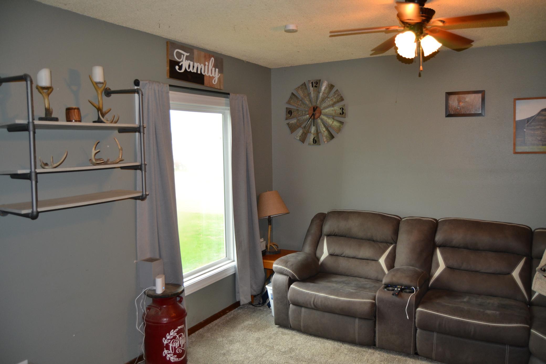 213 3rd Street W Property Photo 5