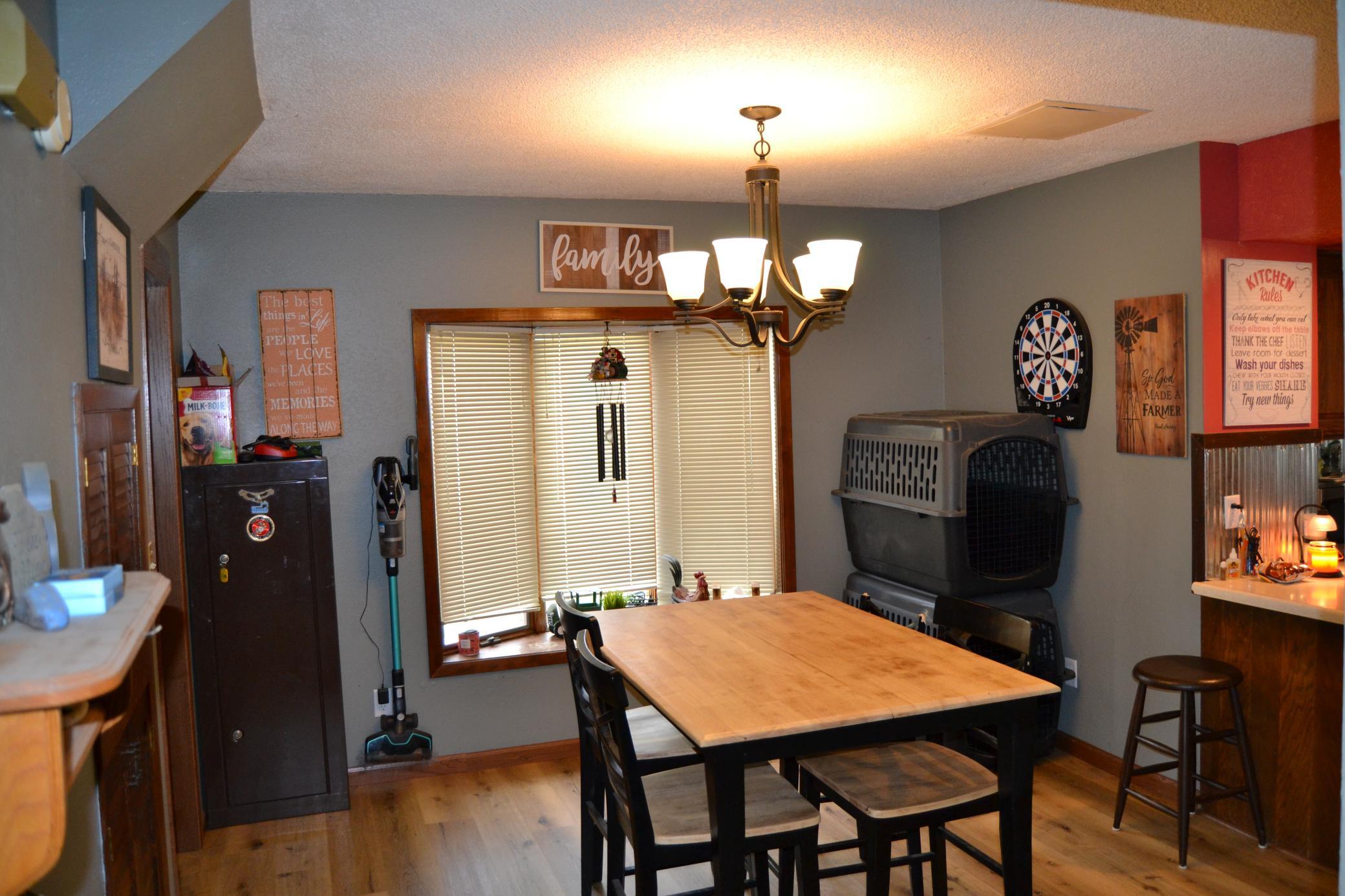 213 3rd Street W Property Photo 7