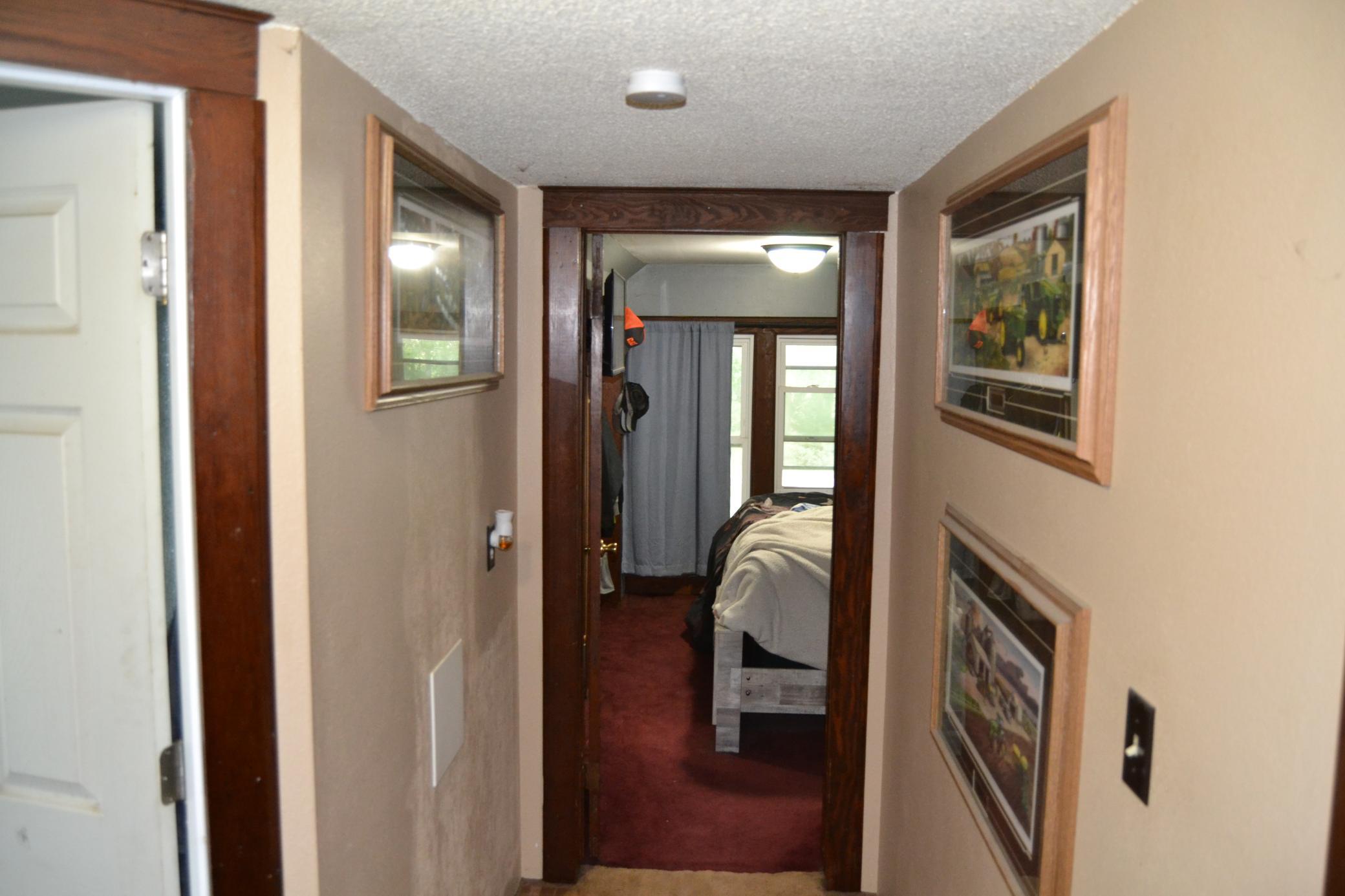 213 3rd Street W Property Photo 9