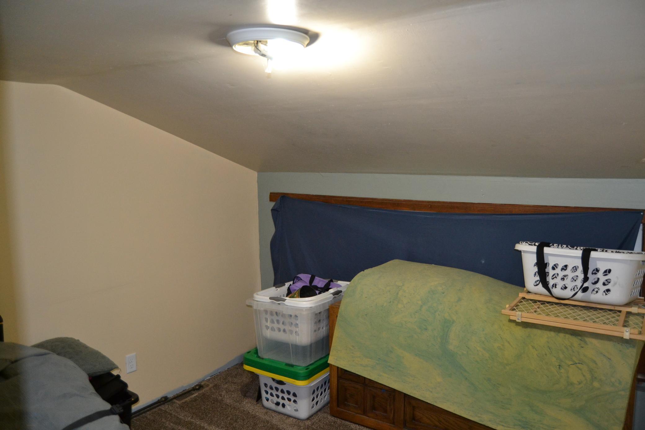 213 3rd Street W Property Photo 12
