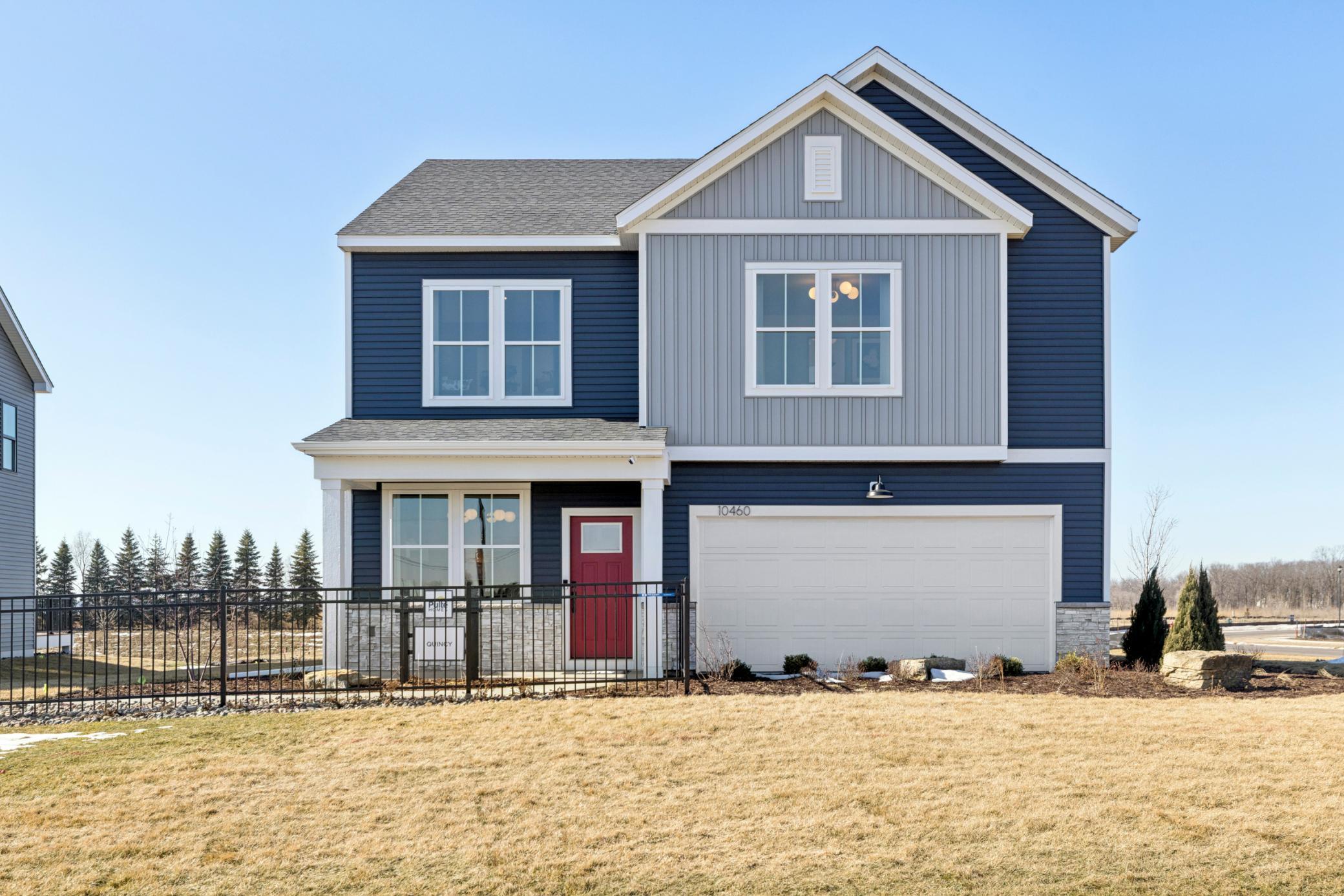 15173 Amber Fields Boulevard Property Photo 3