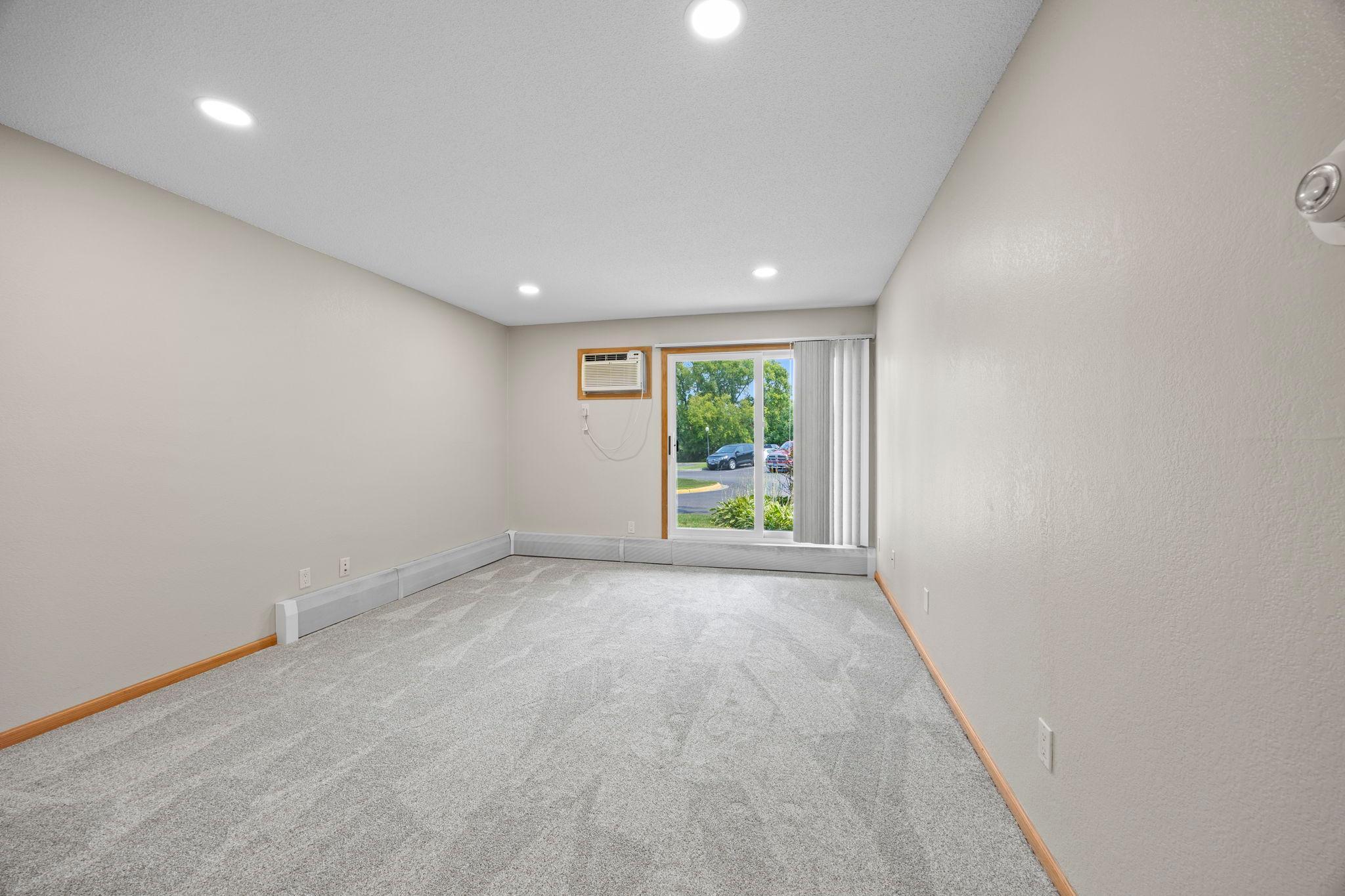 3420 Golfview Drive 123 Property Photo 4
