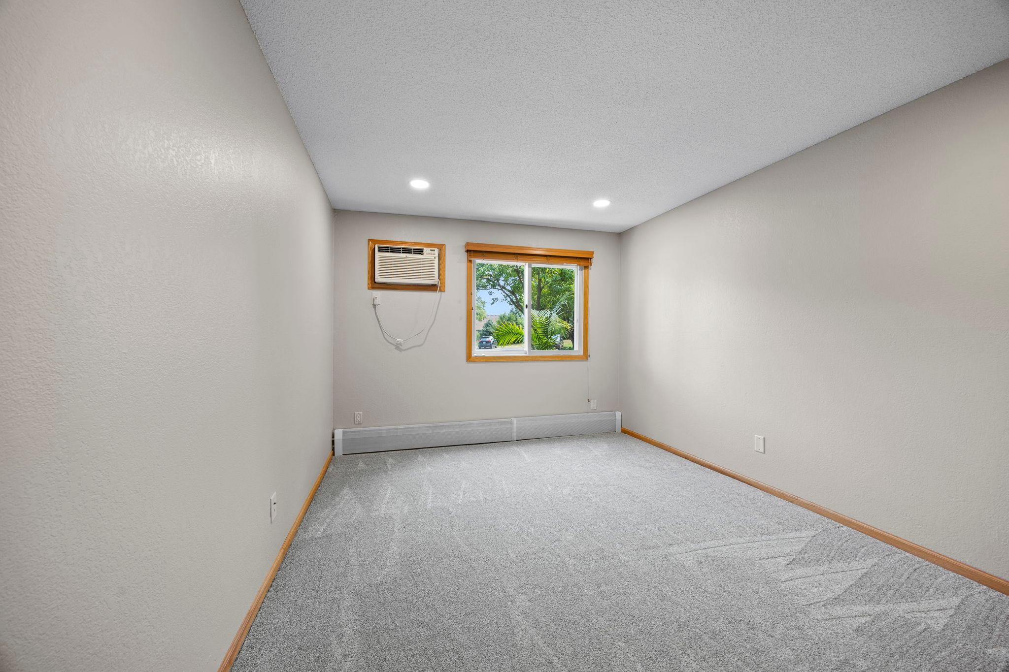 3420 Golfview Drive 123 Property Photo 21