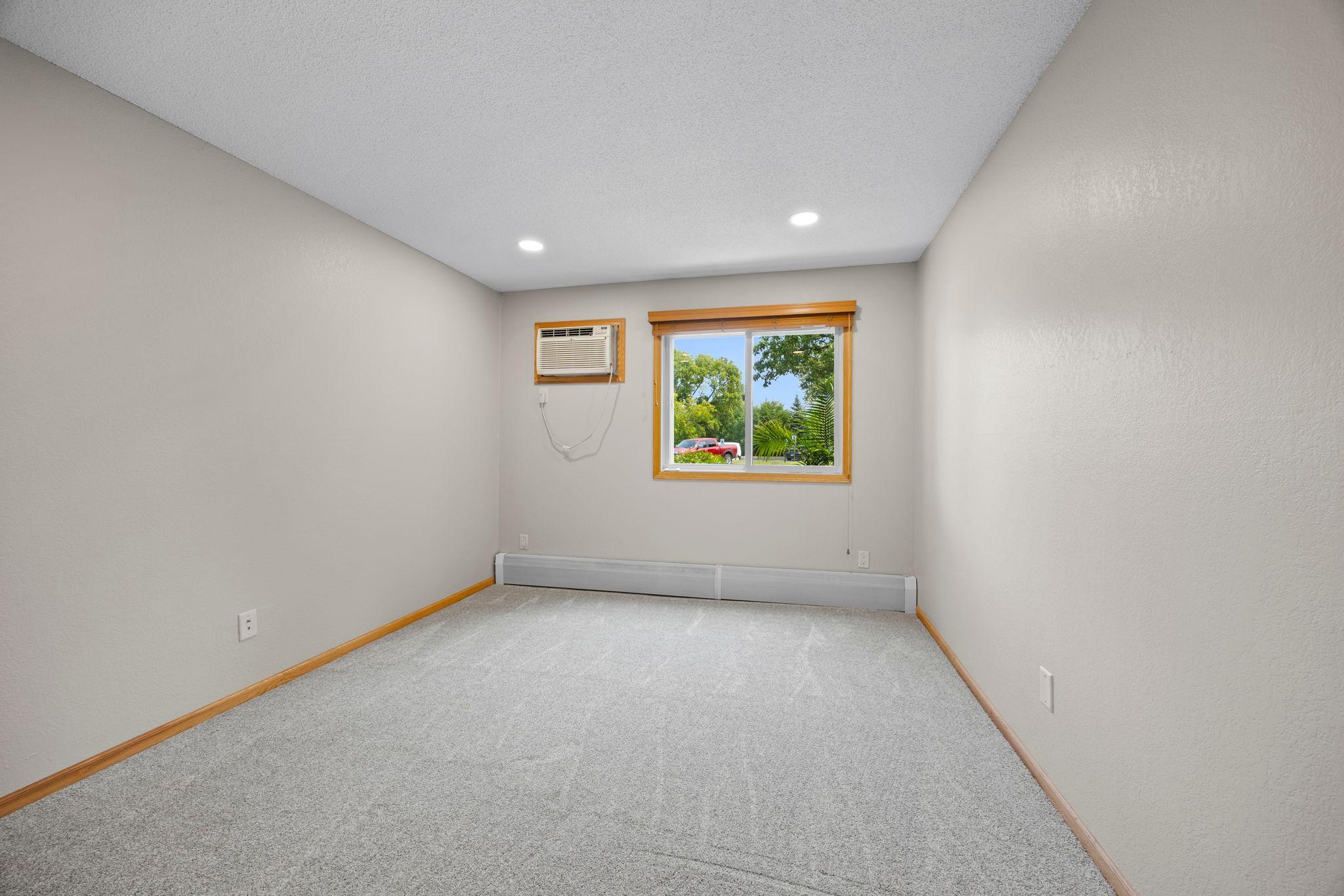 3420 Golfview Drive 123 Property Photo 22