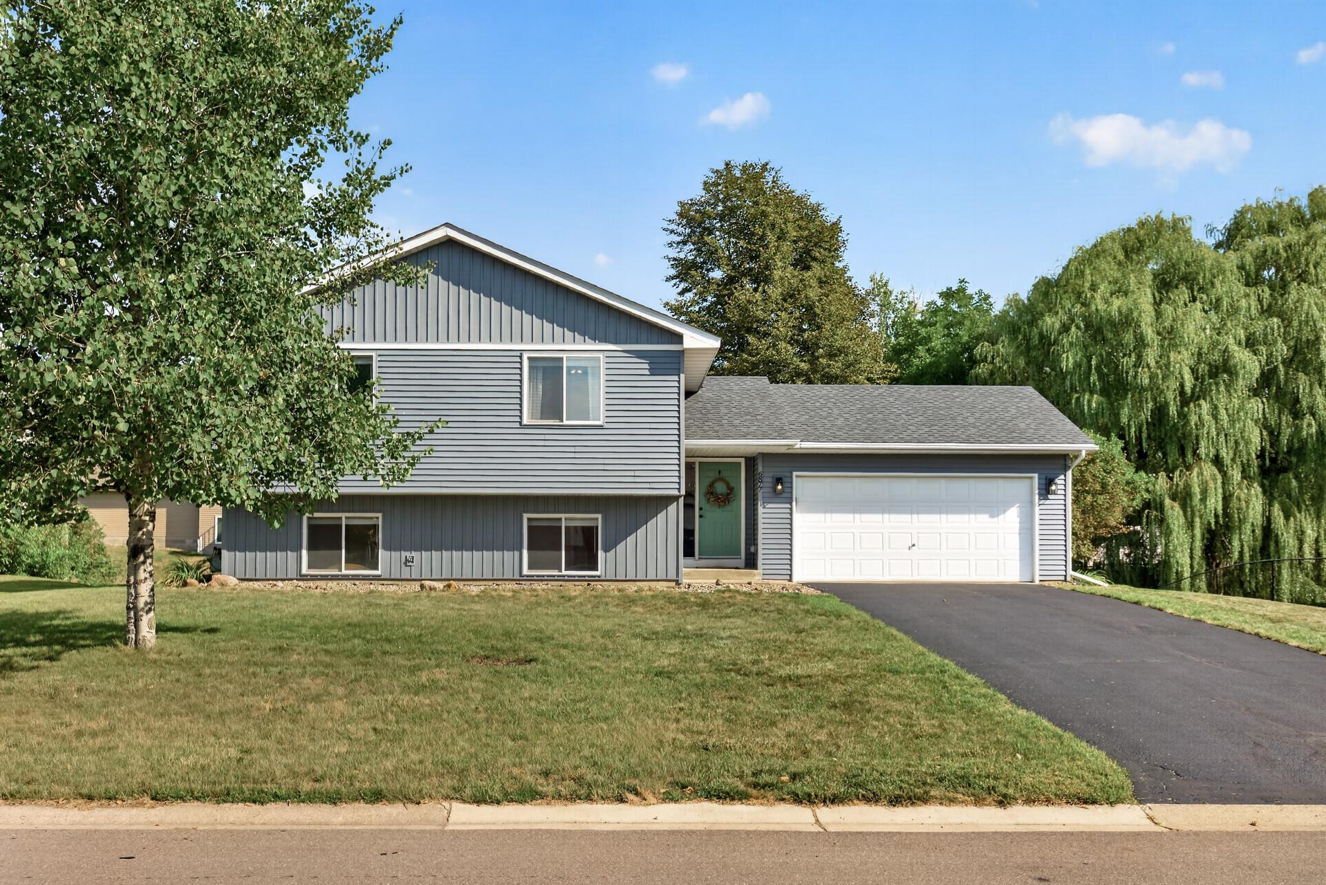 6877 174th Street W Property Photo 1