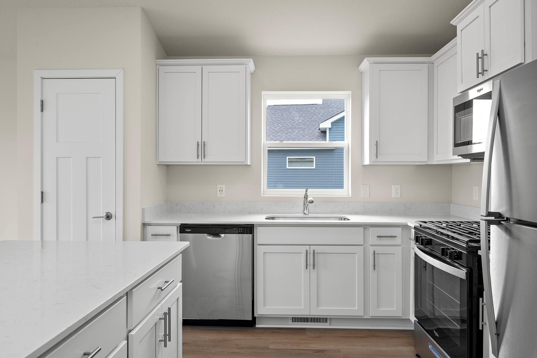 7698 Birch Street Property Photo 10