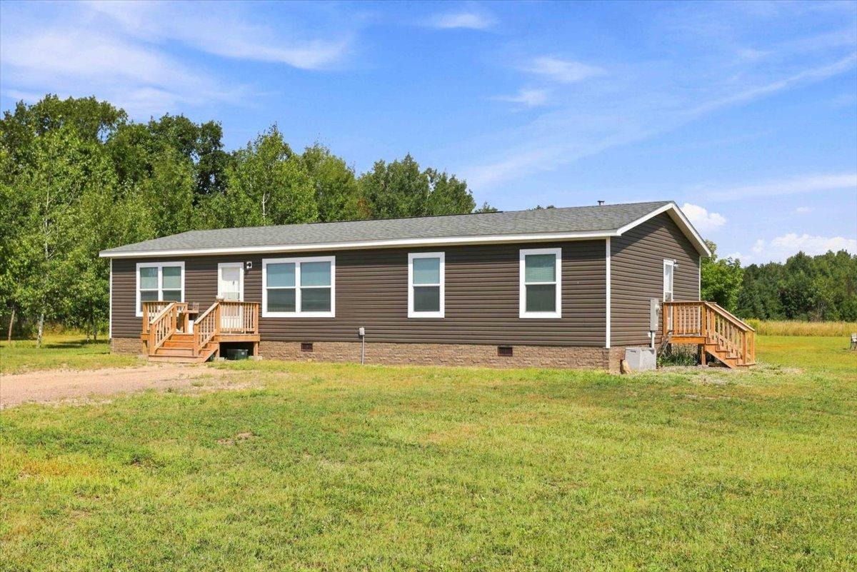 18594 Cedar Creek Road Property Photo 1