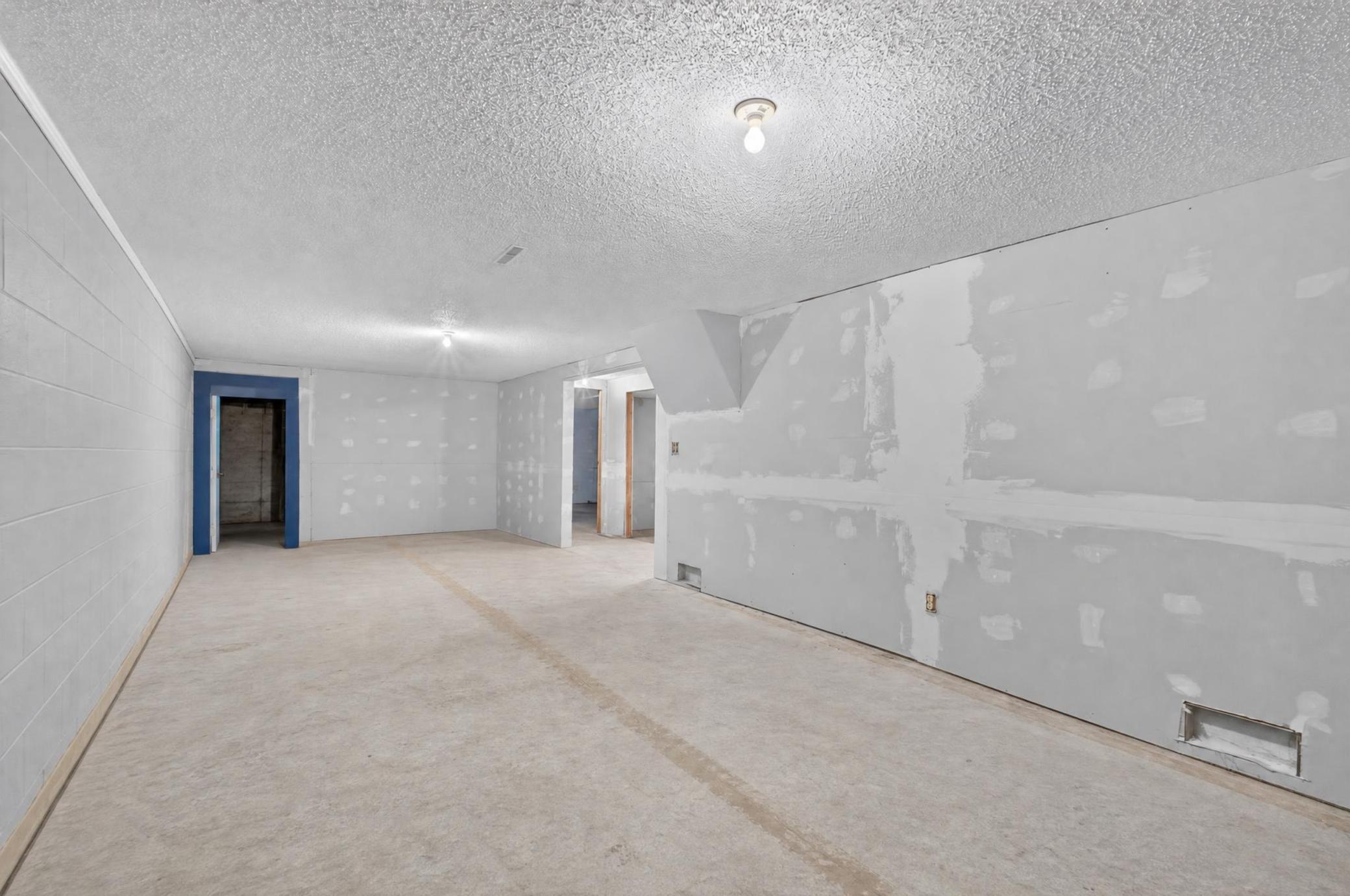 618 1st Street N Property Photo 27