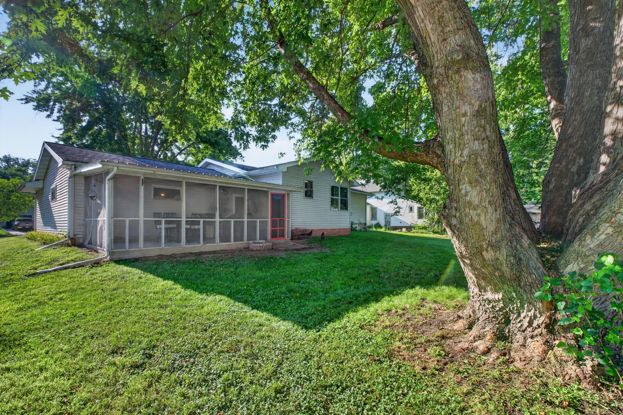 618 1st Street N Property Photo 40