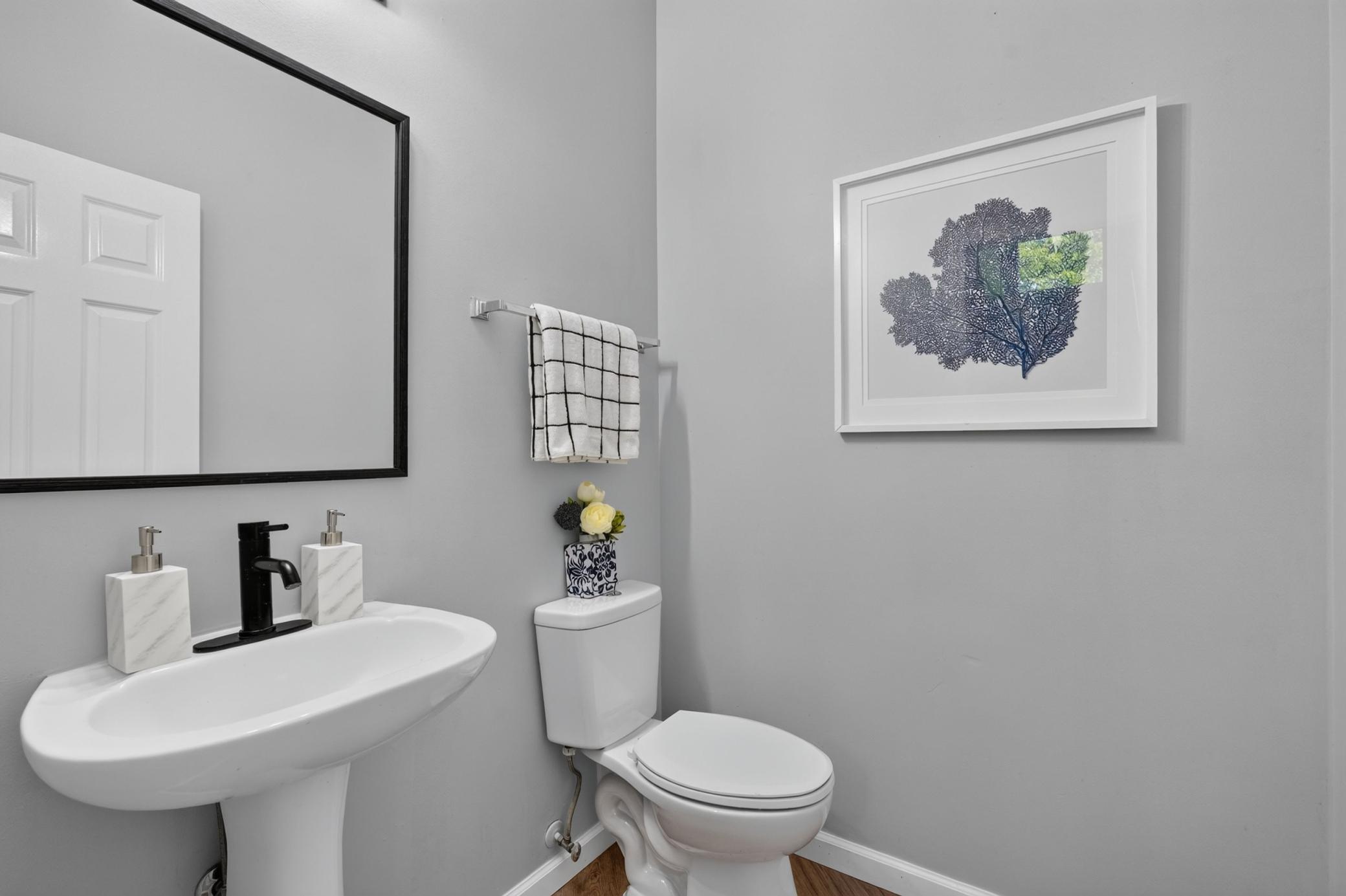 1667 Village Trail E 5 Property Photo 30