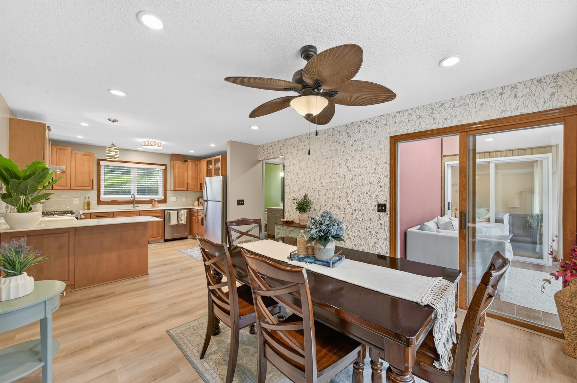 18425 Harrogate Drive Property Photo 21