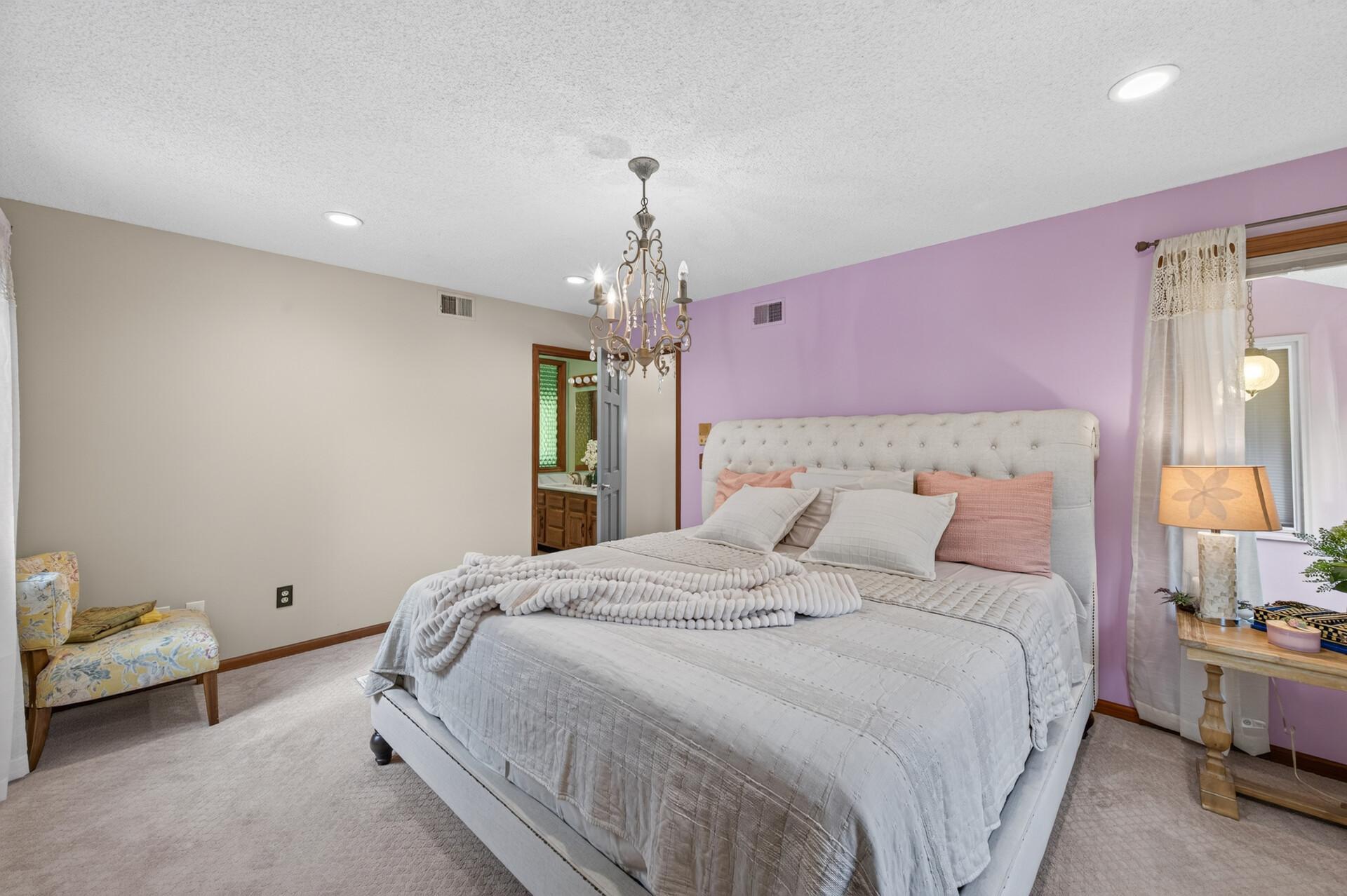 18425 Harrogate Drive Property Photo 32