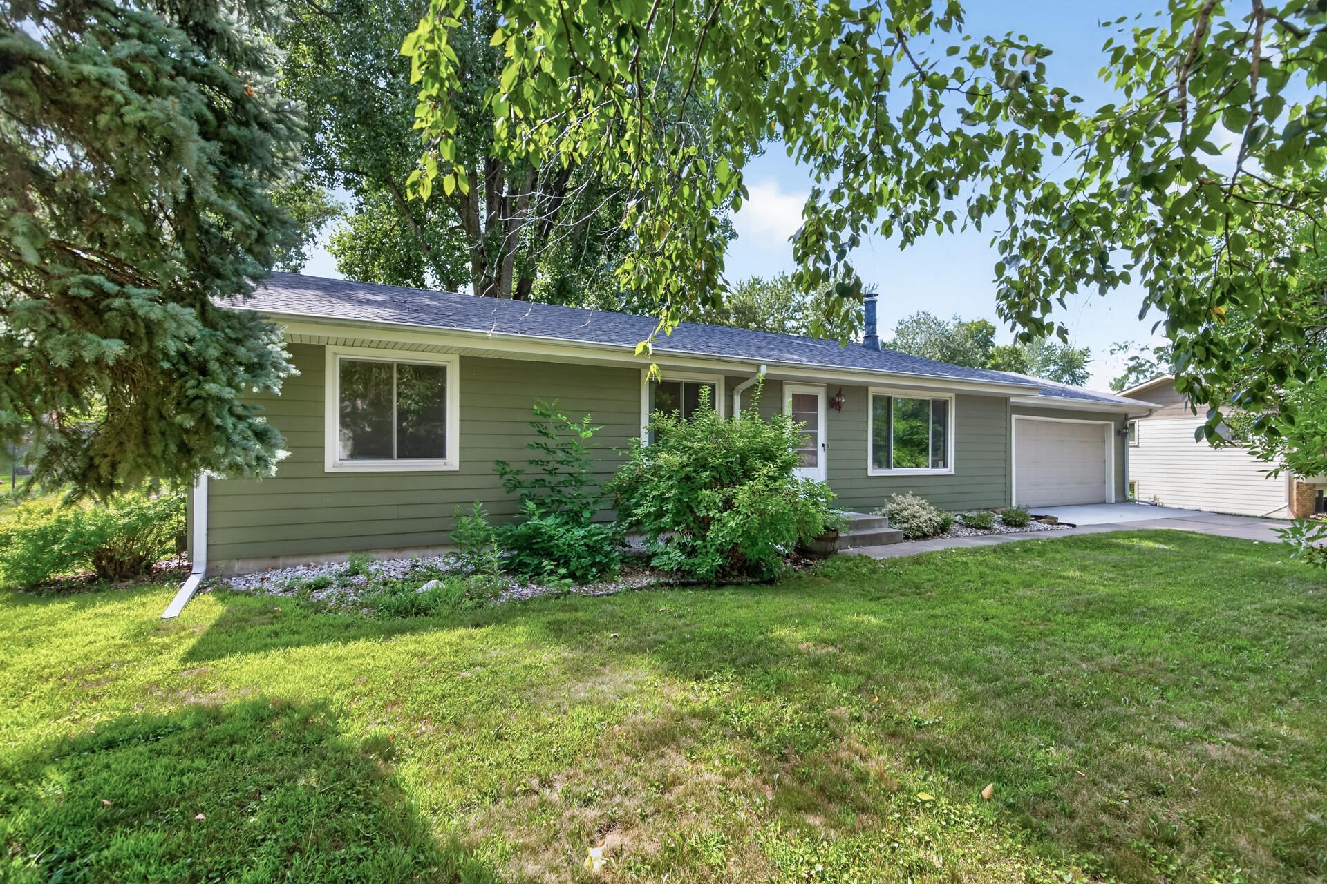 1105 W 155th Street Property Photo 3