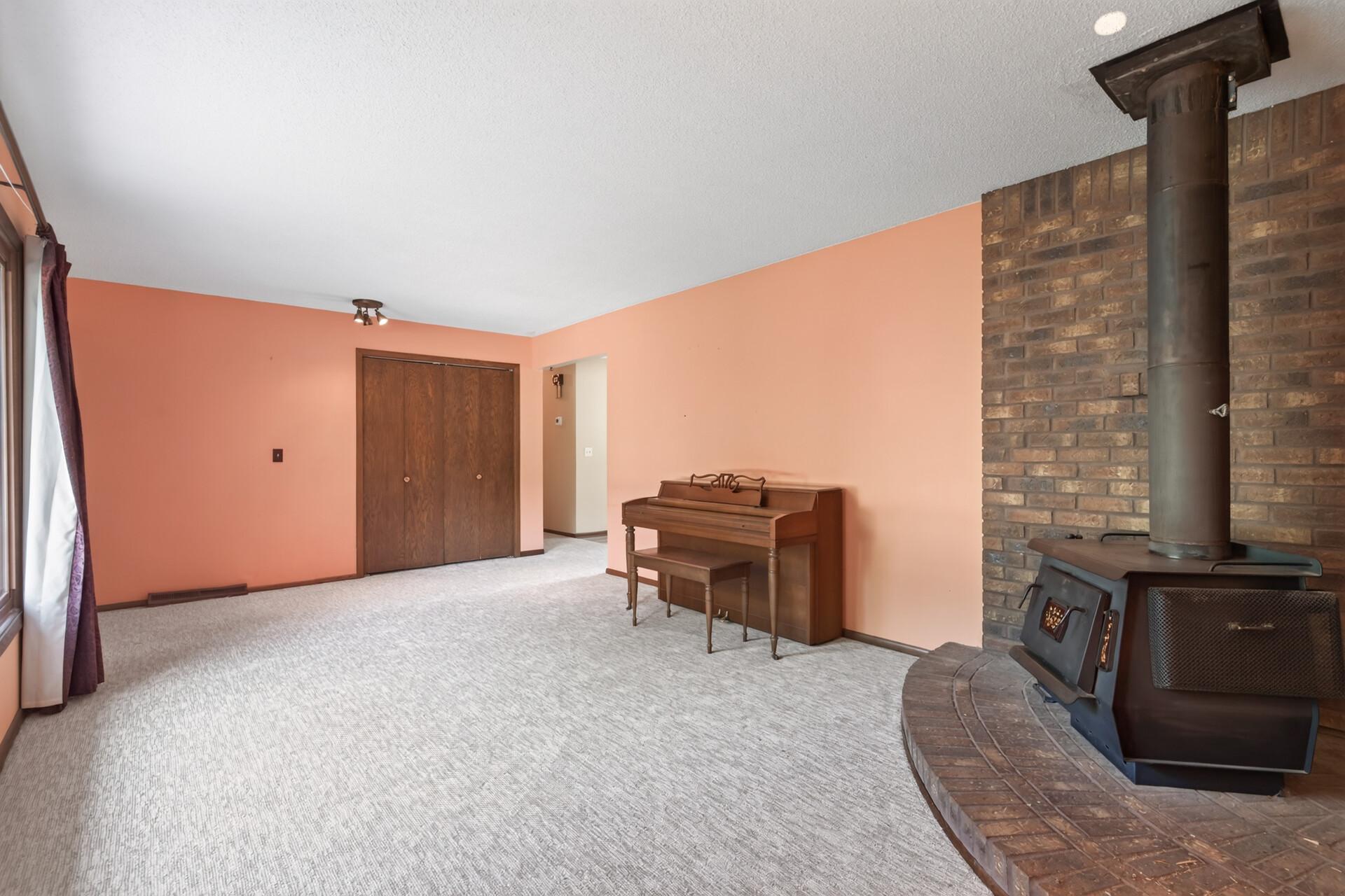 1105 W 155th Street Property Photo 12