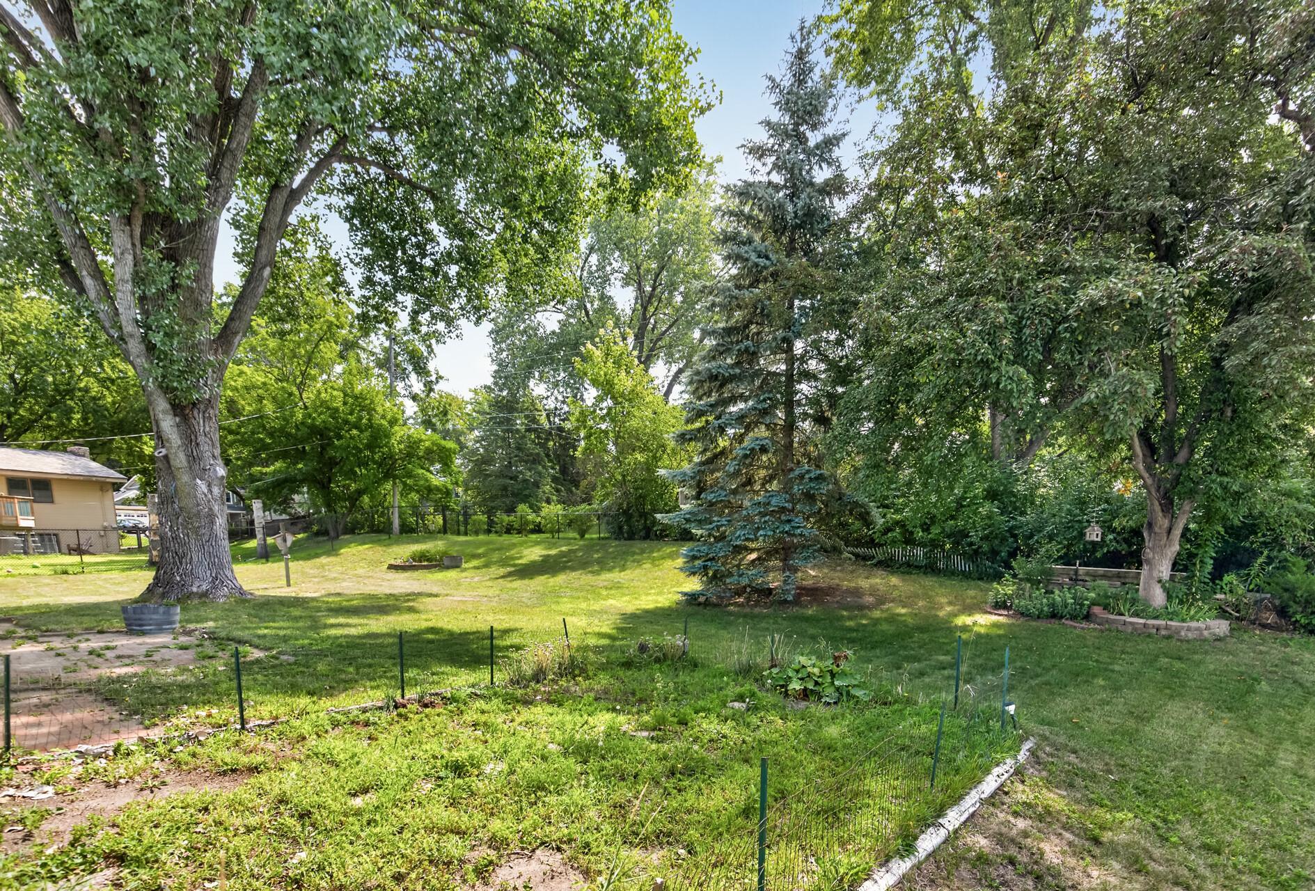 1105 W 155th Street Property Photo 39