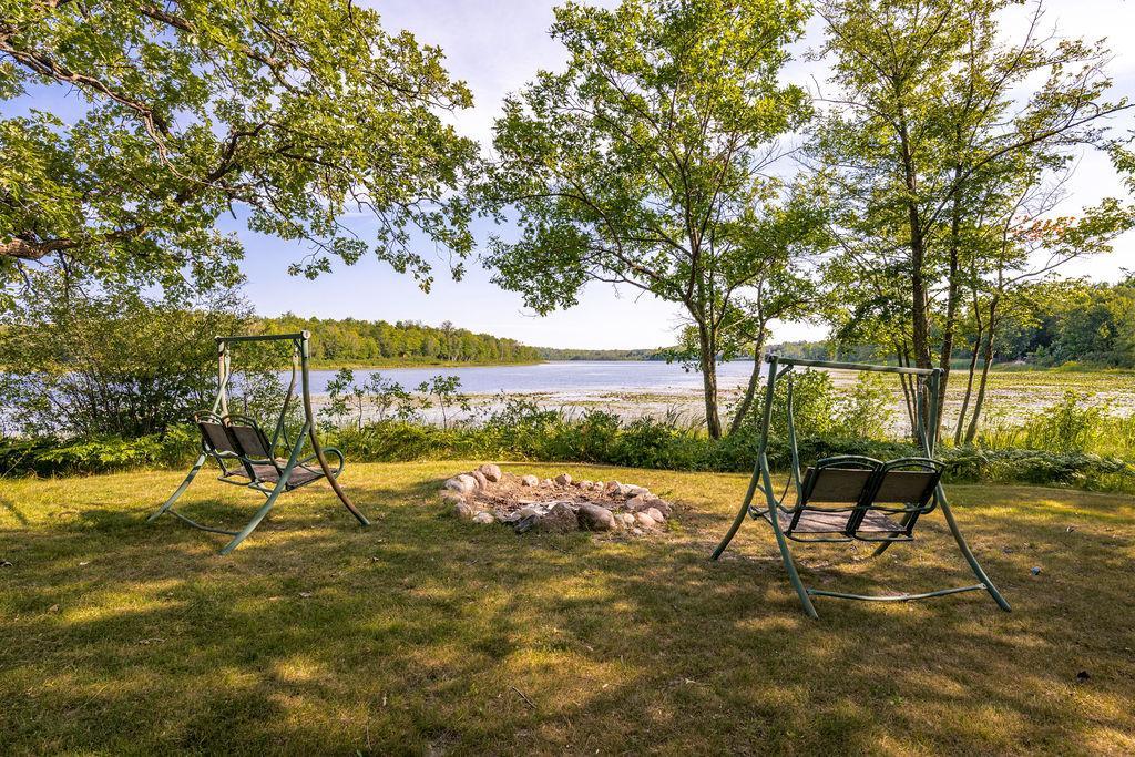 1515 Isleview Road Property Photo 4