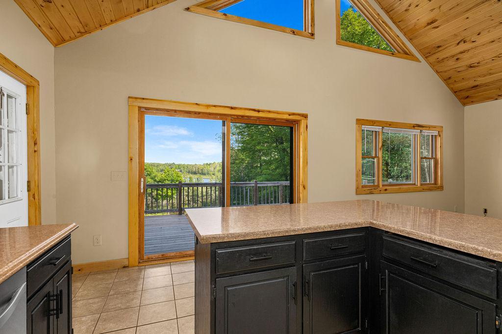 1515 Isleview Road Property Photo 10