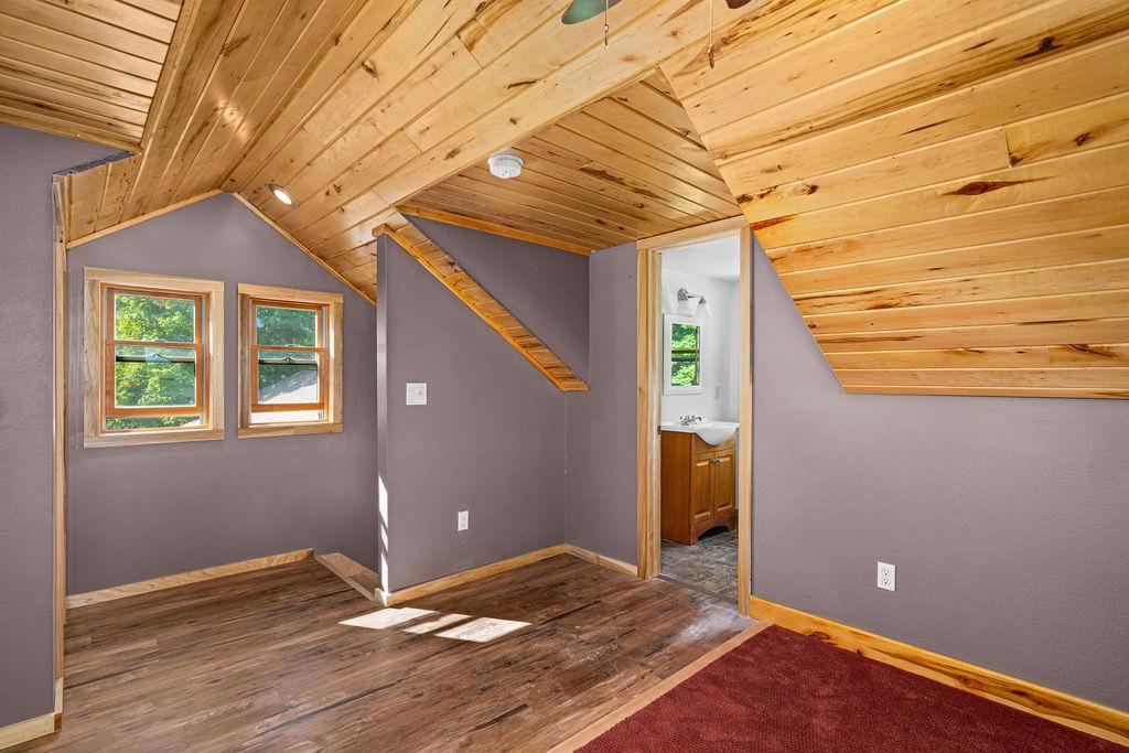 1515 Isleview Road Property Photo 20