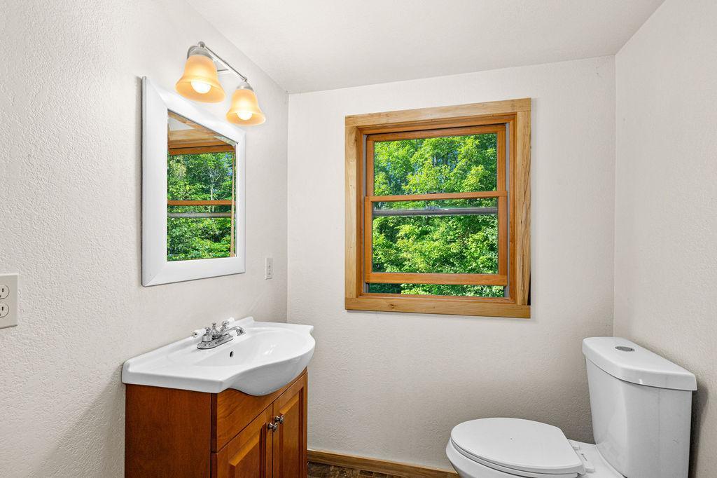 1515 Isleview Road Property Photo 21
