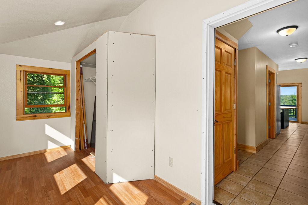 1515 Isleview Road Property Photo 28